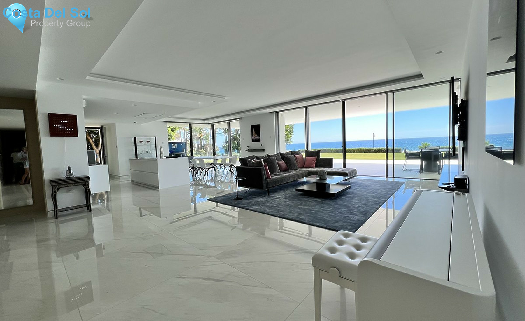 Ground Floor Apartment in New Golden Mile-1407493