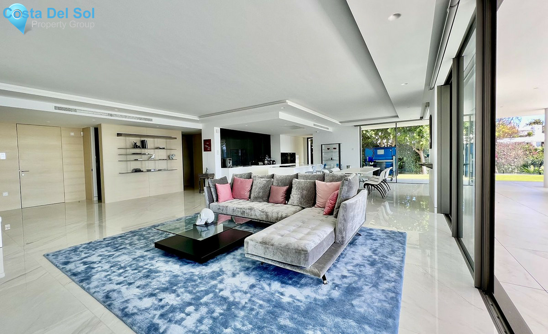 Ground Floor Apartment in New Golden Mile-1407494