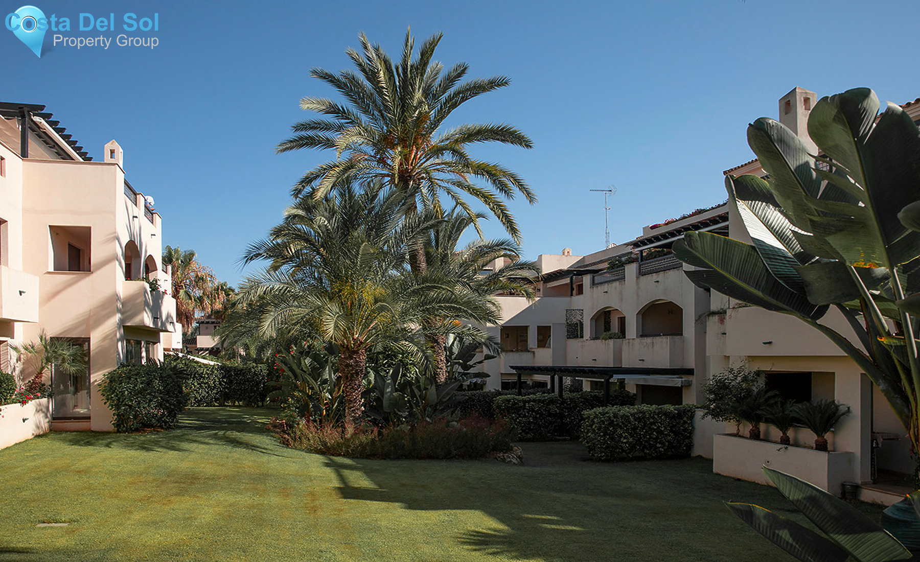 Ground Floor Apartment in Nueva Andalucía