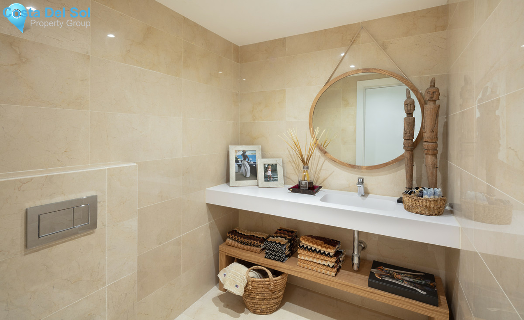 Ground Floor Apartment in Nueva Andalucía-1342227