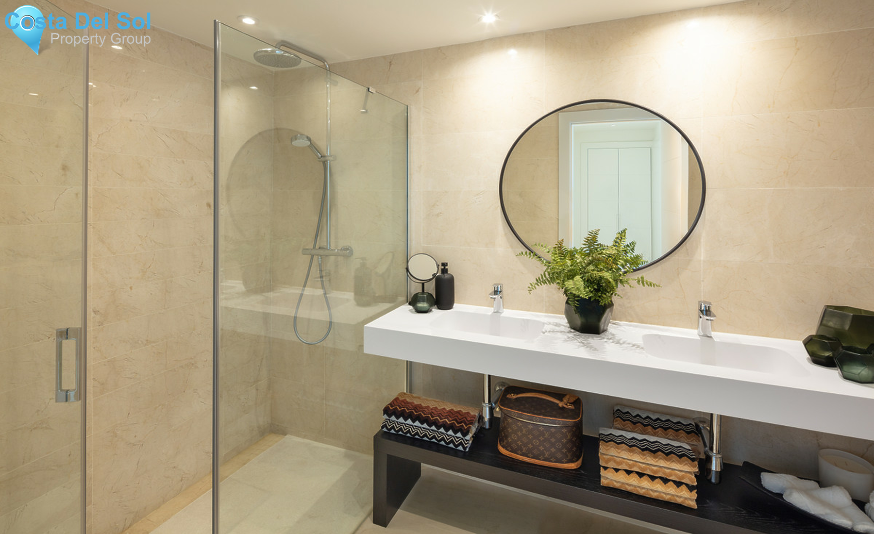 Ground Floor Apartment in Nueva Andalucía-1342234