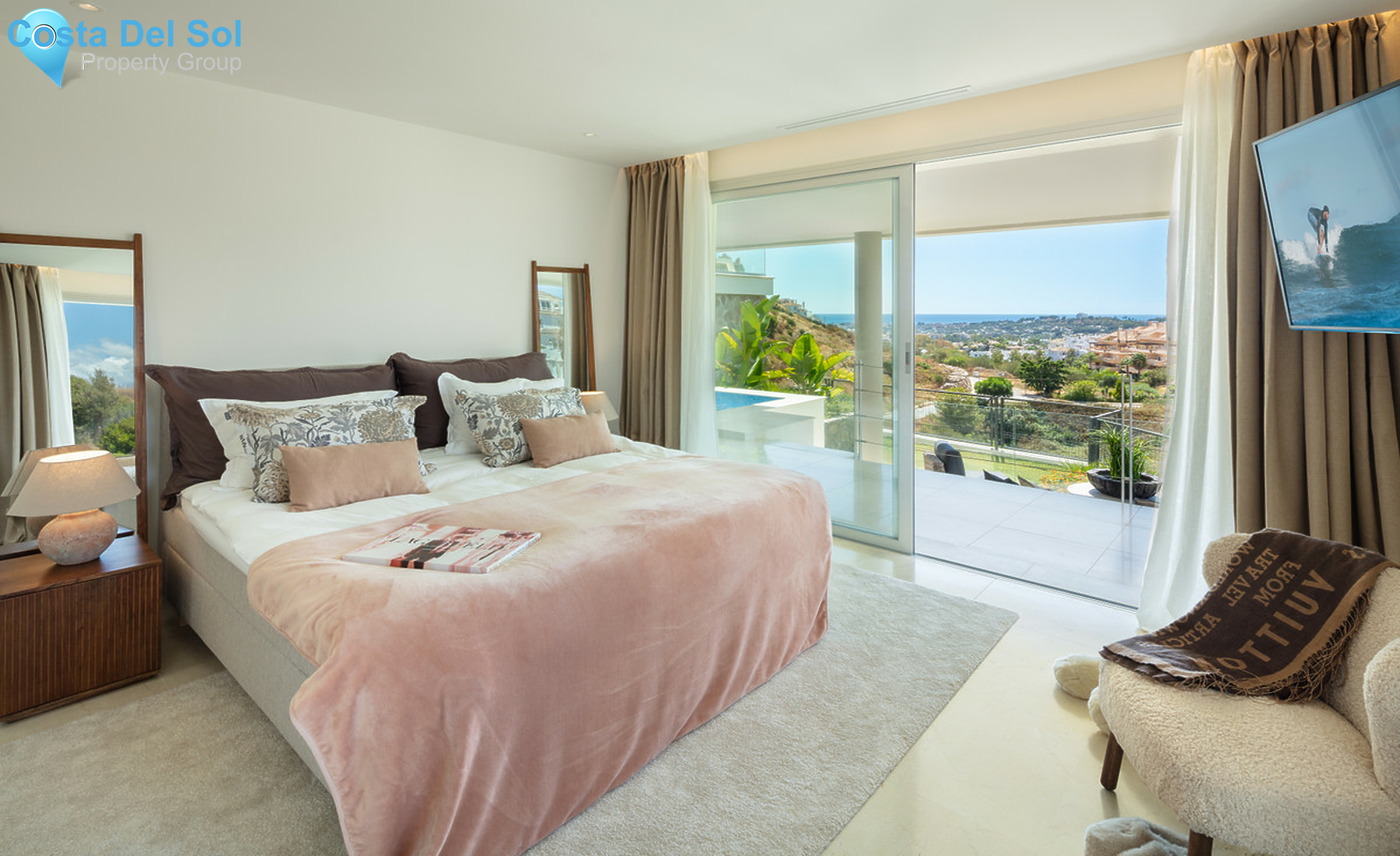 Ground Floor Apartment in Nueva Andalucía-1342236