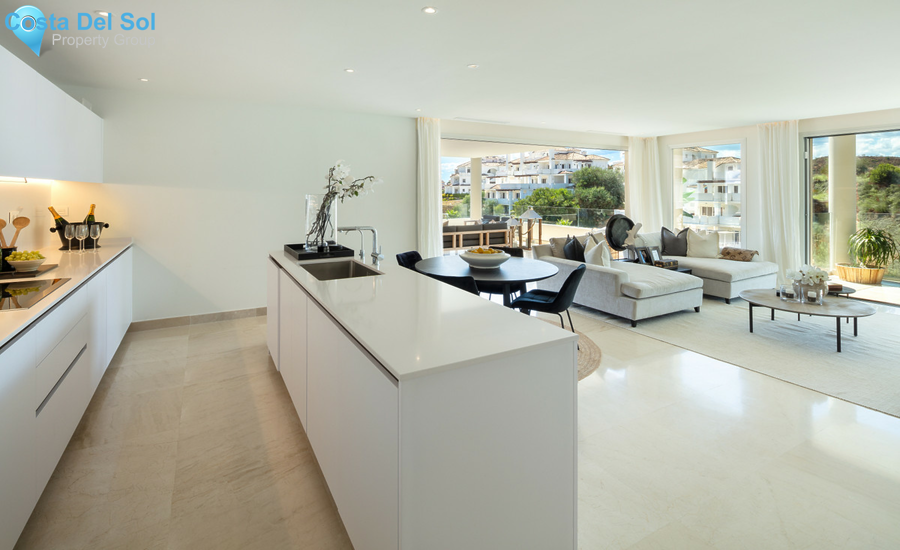 Ground Floor Apartment in Nueva Andalucía-1342223