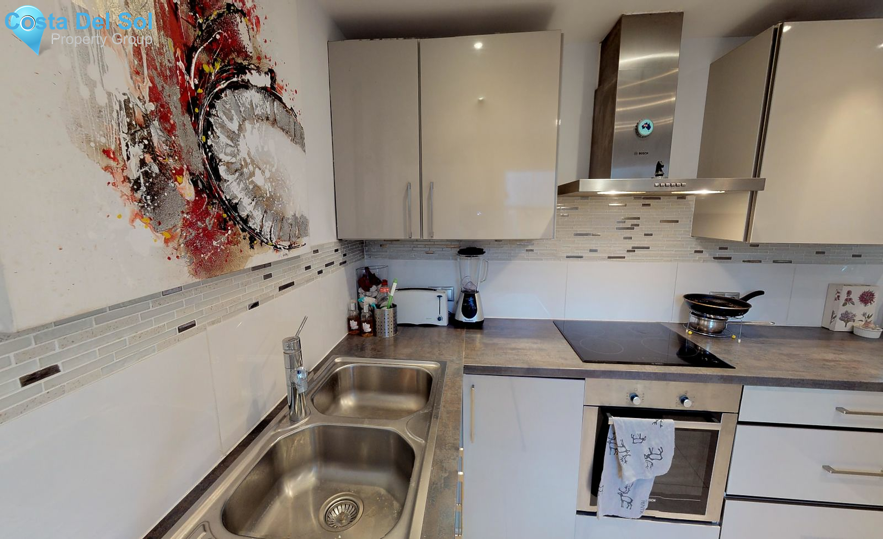 Ground Floor Apartment in Nueva Andalucía-1424654
