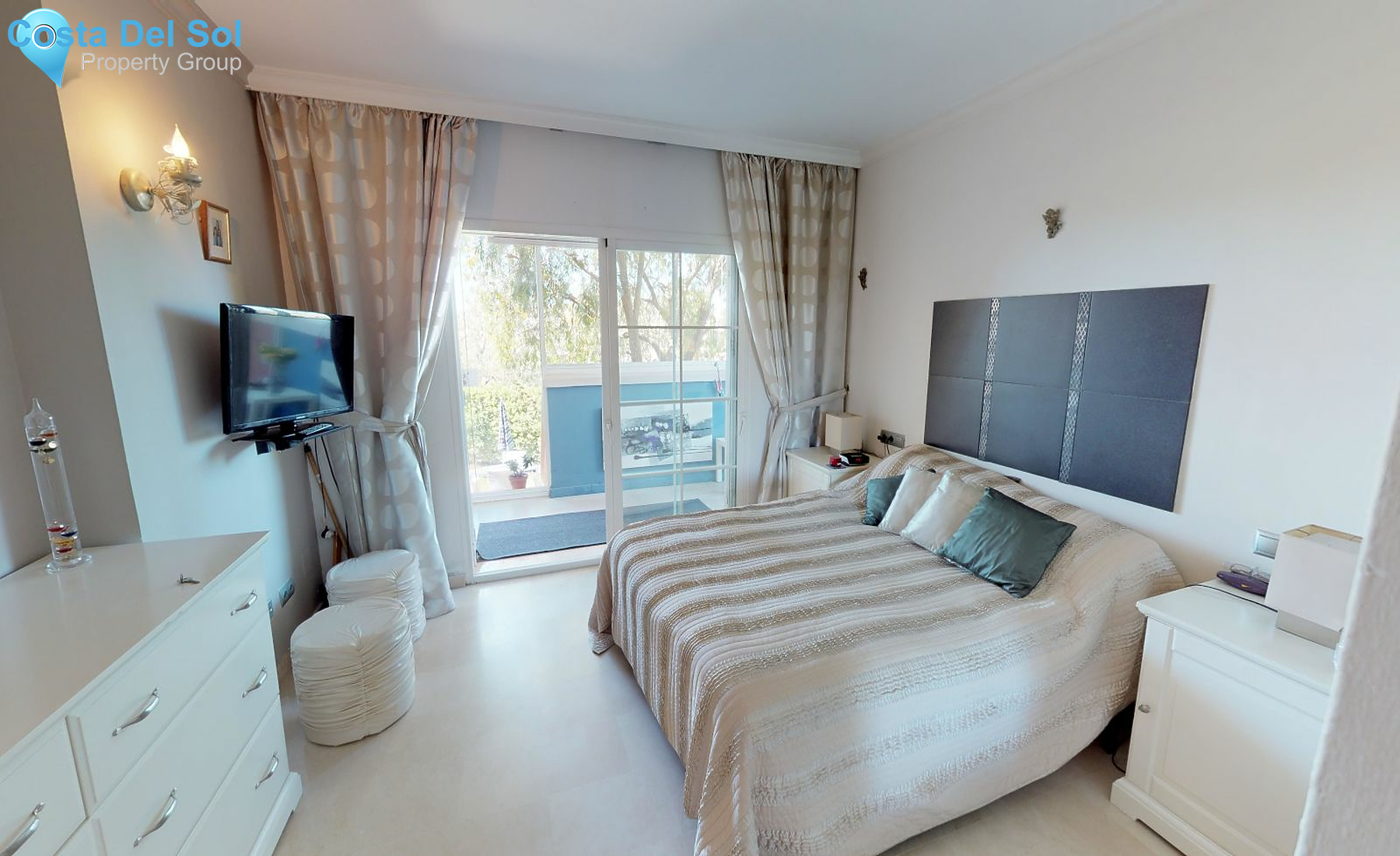 Ground Floor Apartment in Nueva Andalucía-1424656