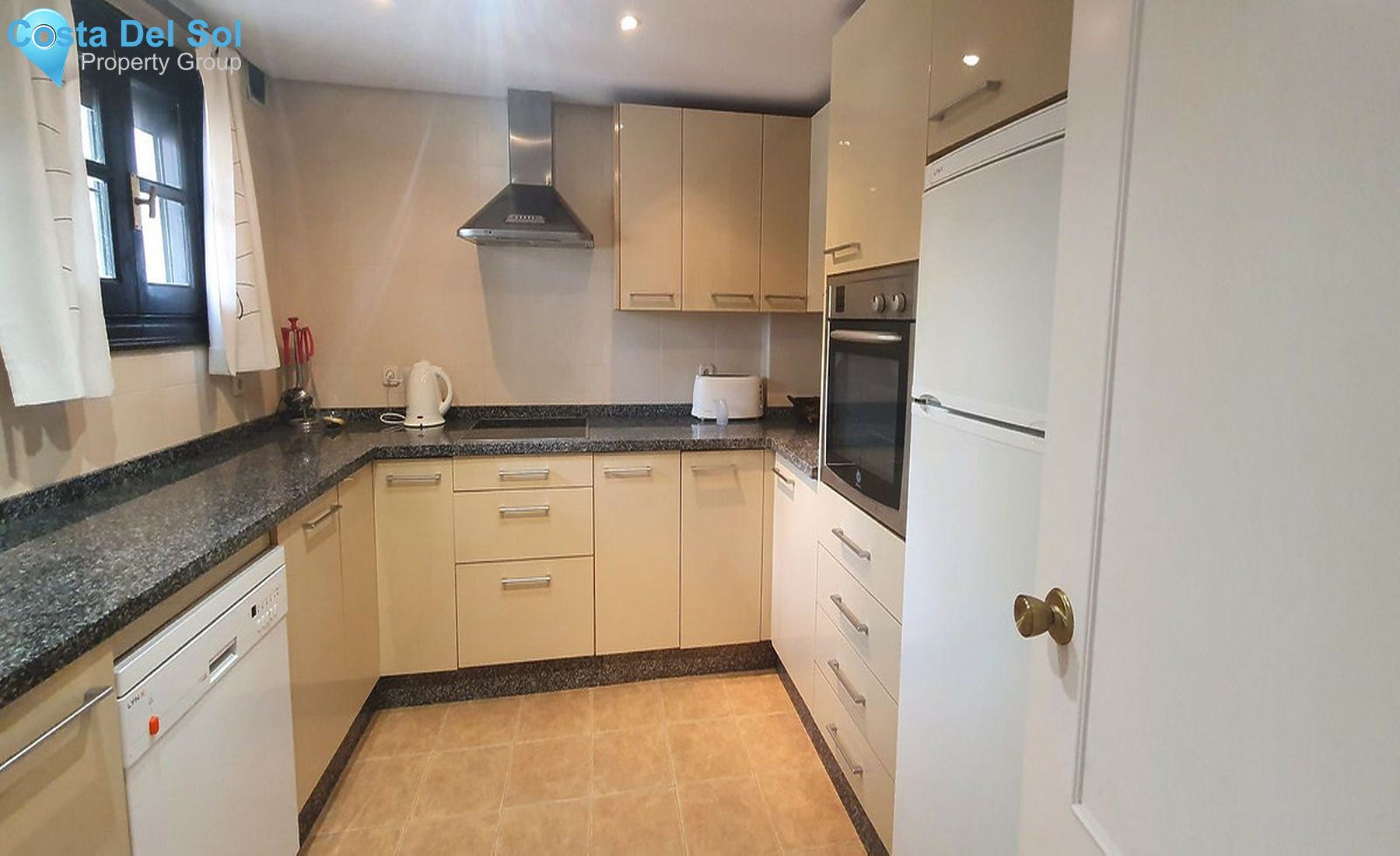 Ground Floor Apartment in Puerto Banús-1504085