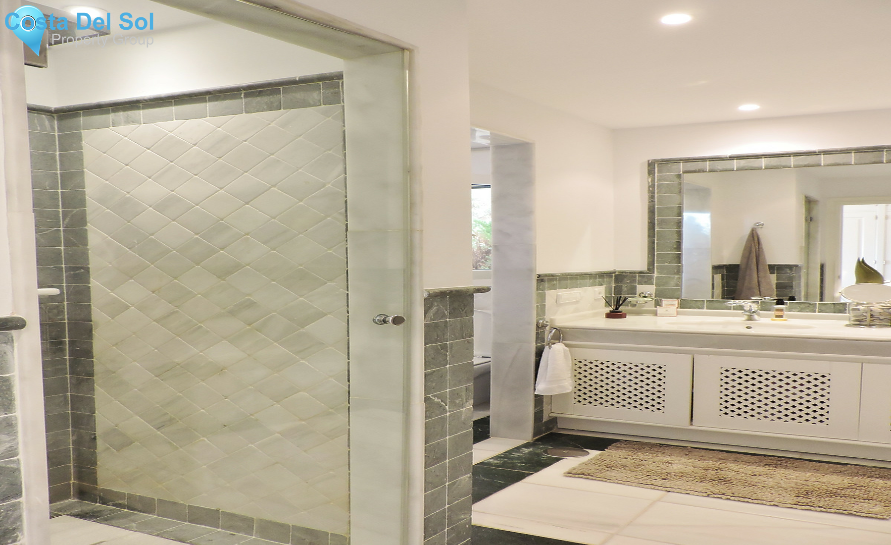 Ground Floor Apartment in The Golden Mile-1262667