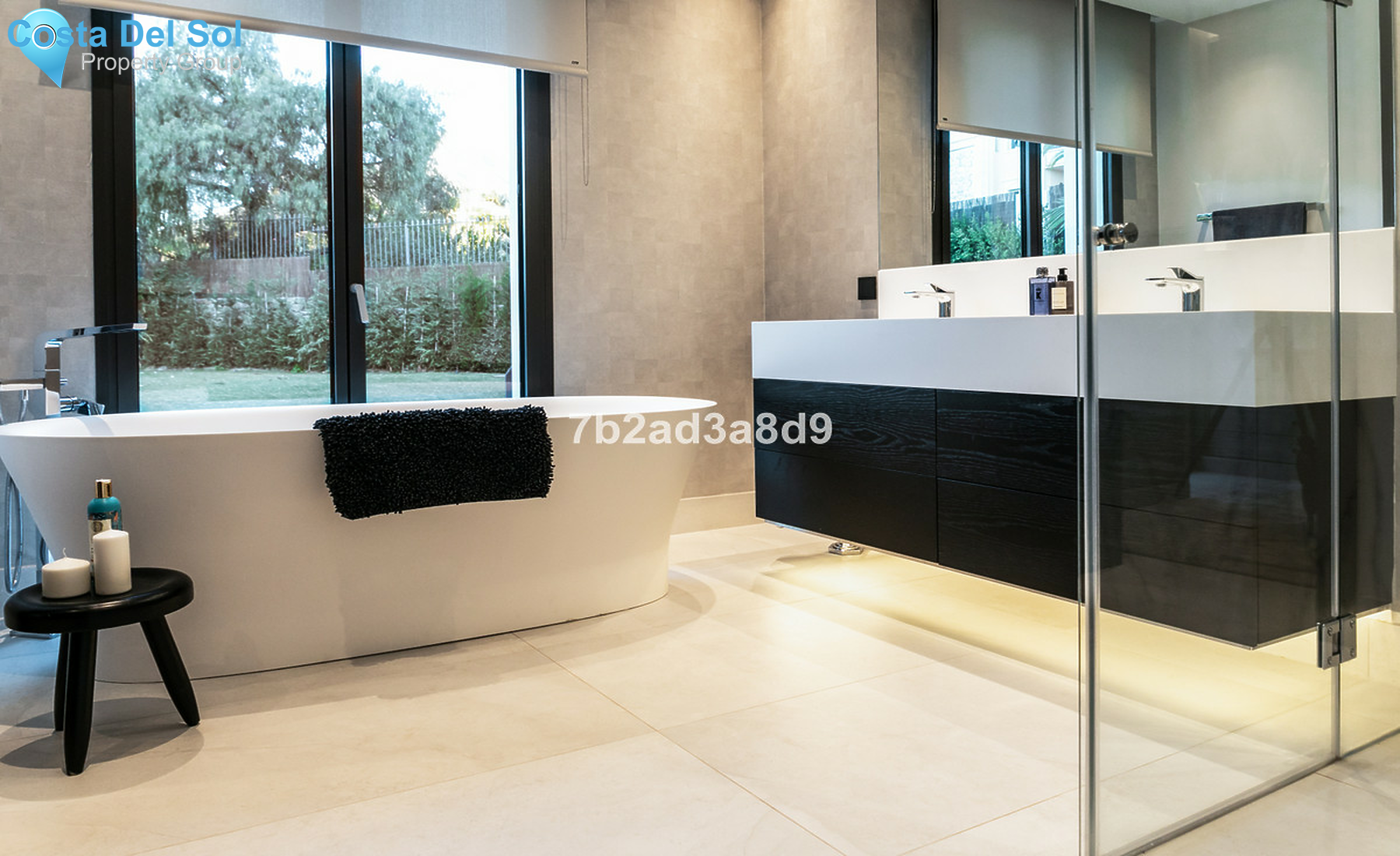 Ground Floor Apartment in The Golden Mile-1285970