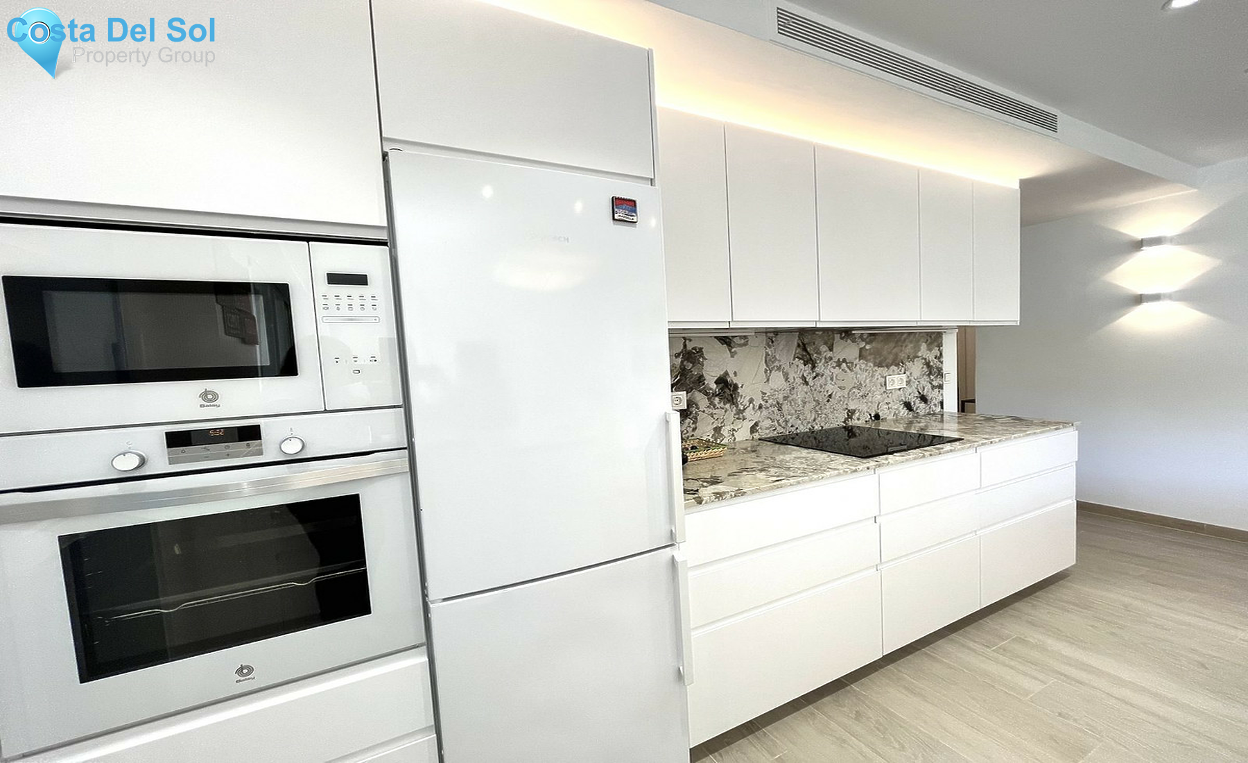 Ground Floor Apartment in The Golden Mile-1433269