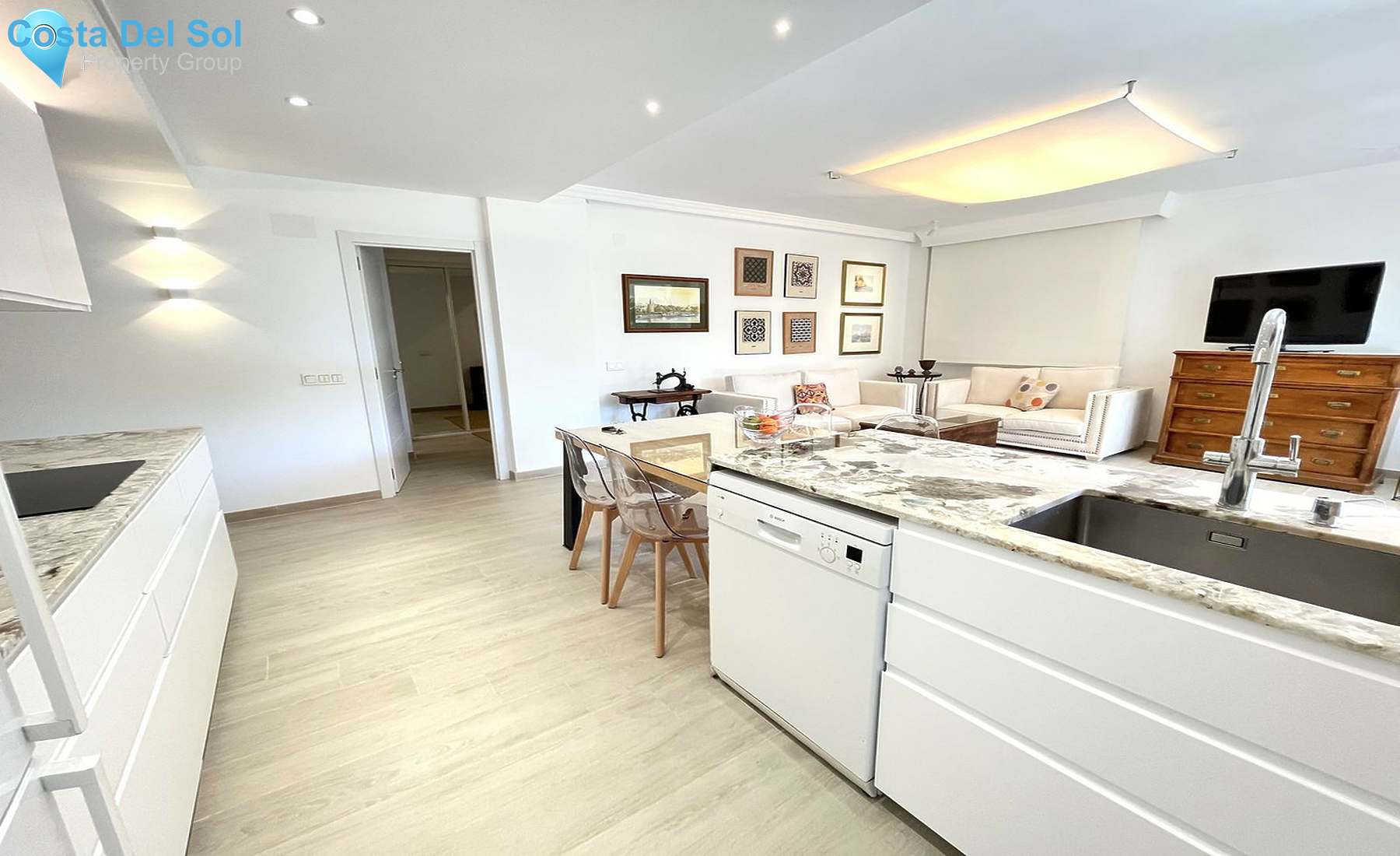 Ground Floor Apartment in The Golden Mile-1433258