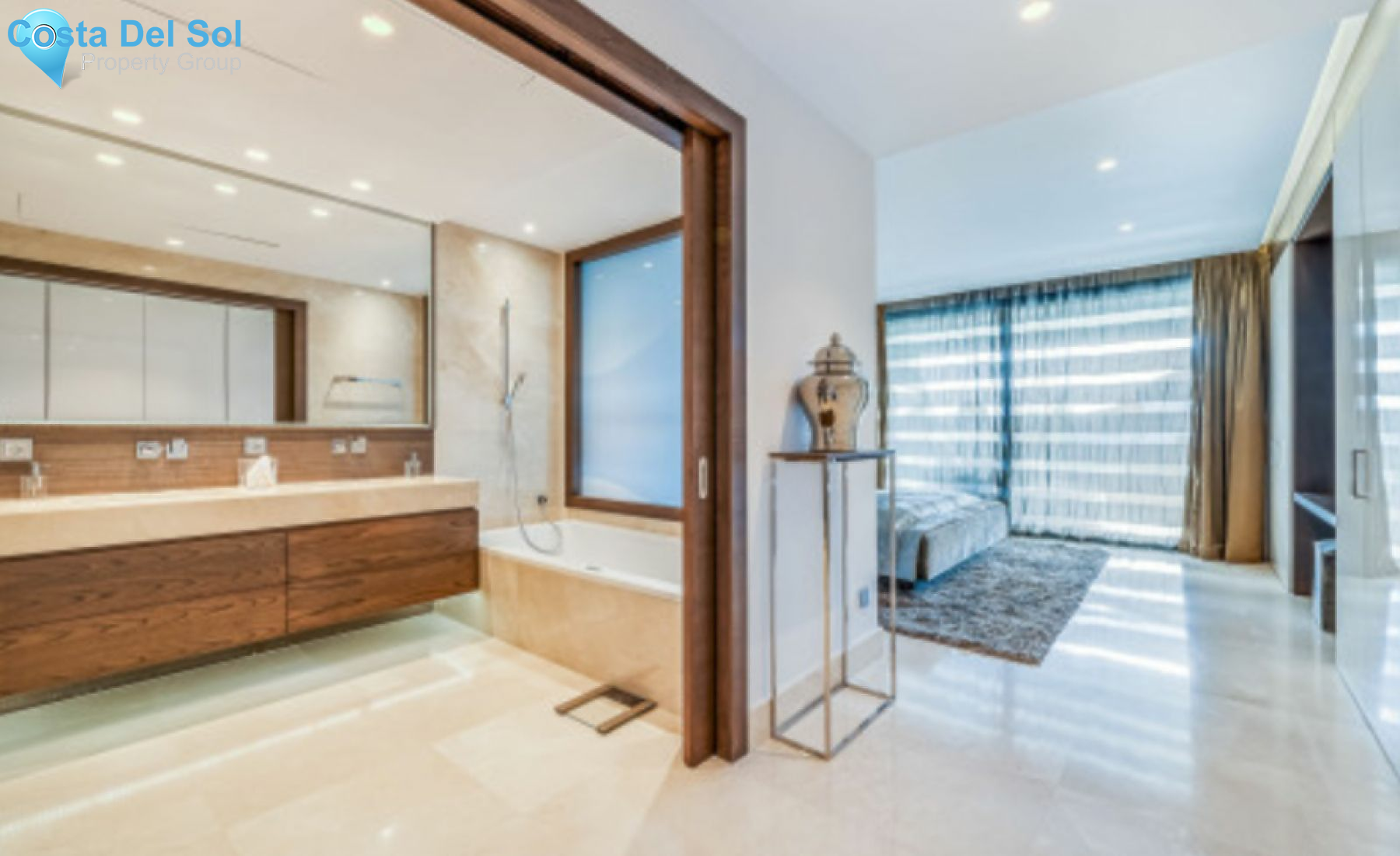 Ground Floor Apartment in The Golden Mile-1142481