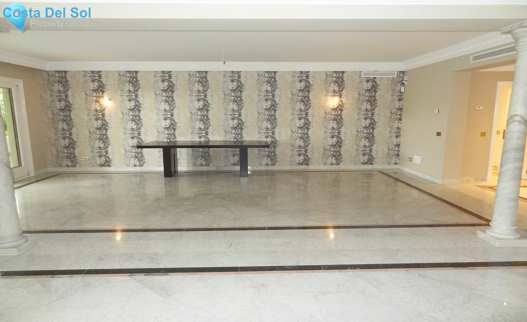 Ground Floor Apartment in The Golden Mile-1151351