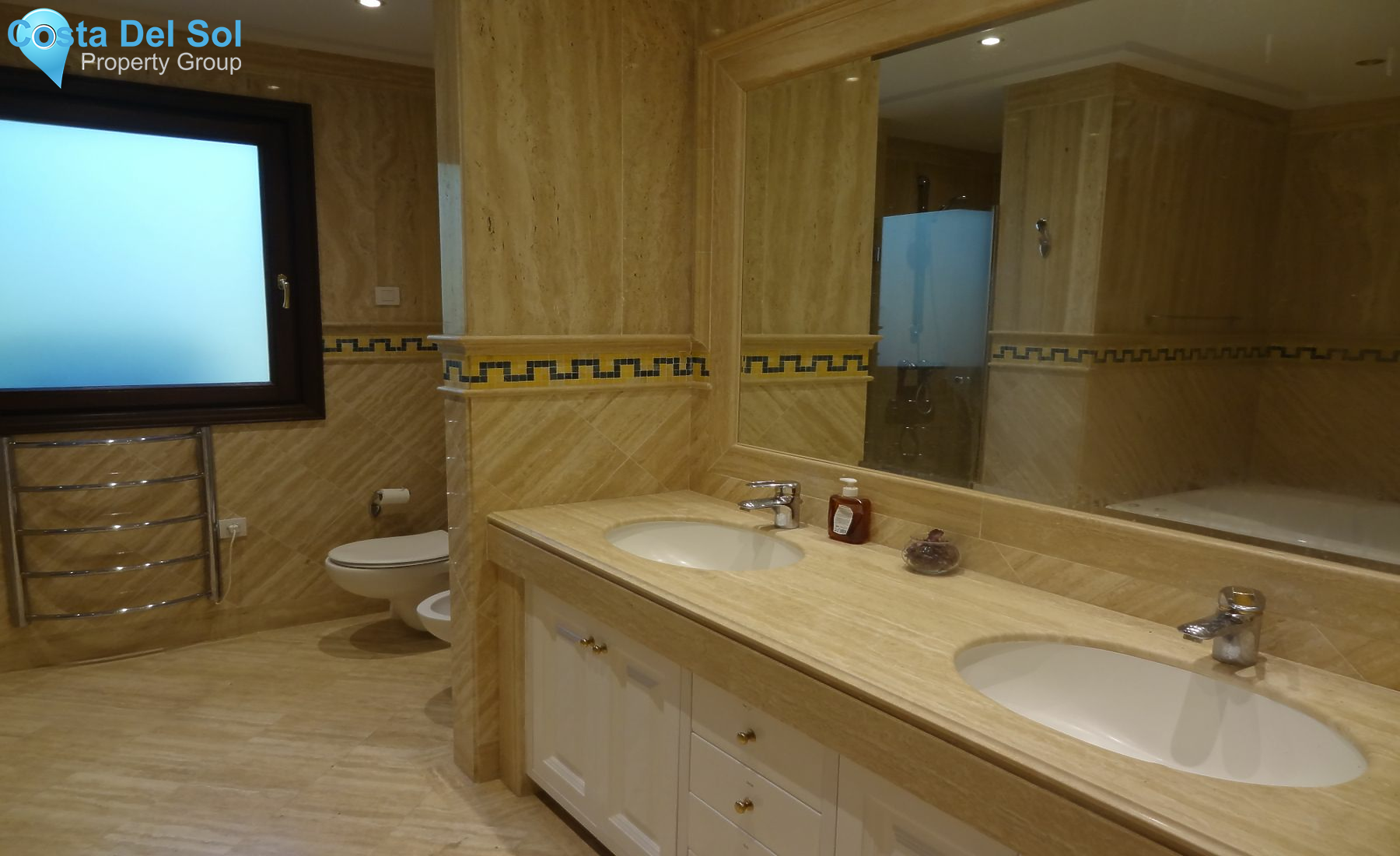 Ground Floor Apartment in The Golden Mile-1151358