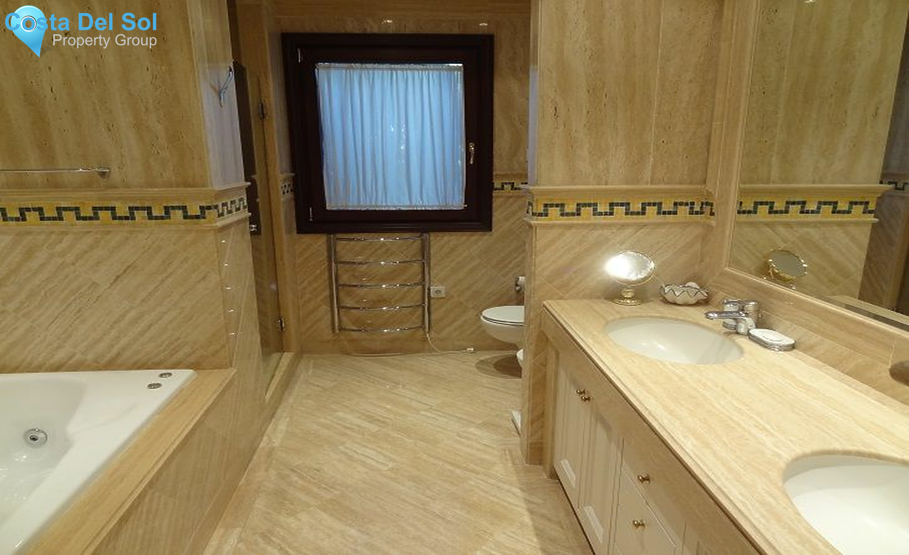 Ground Floor Apartment in The Golden Mile-1151342