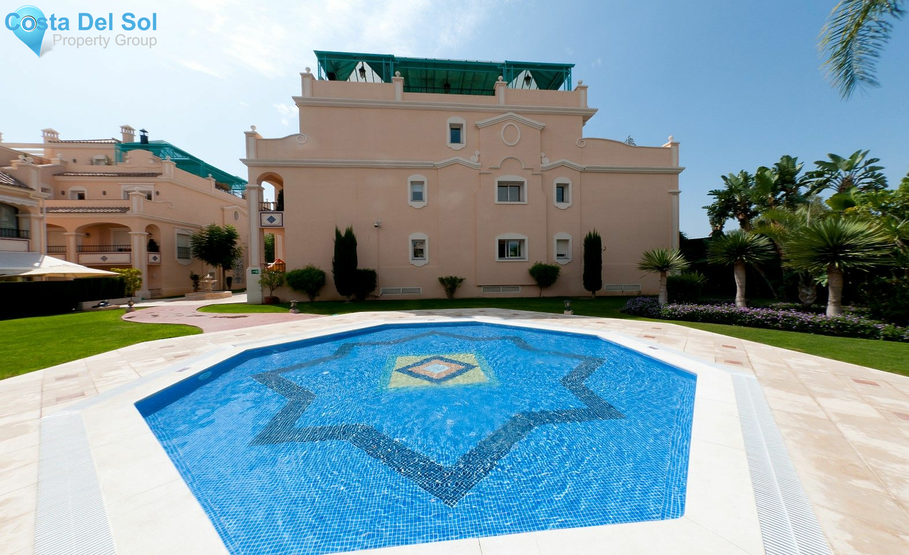 Ground Floor Apartment in The Golden Mile-1151950