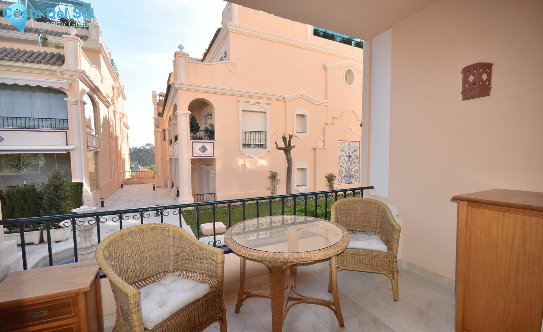 Ground Floor Apartment in The Golden Mile-1151954