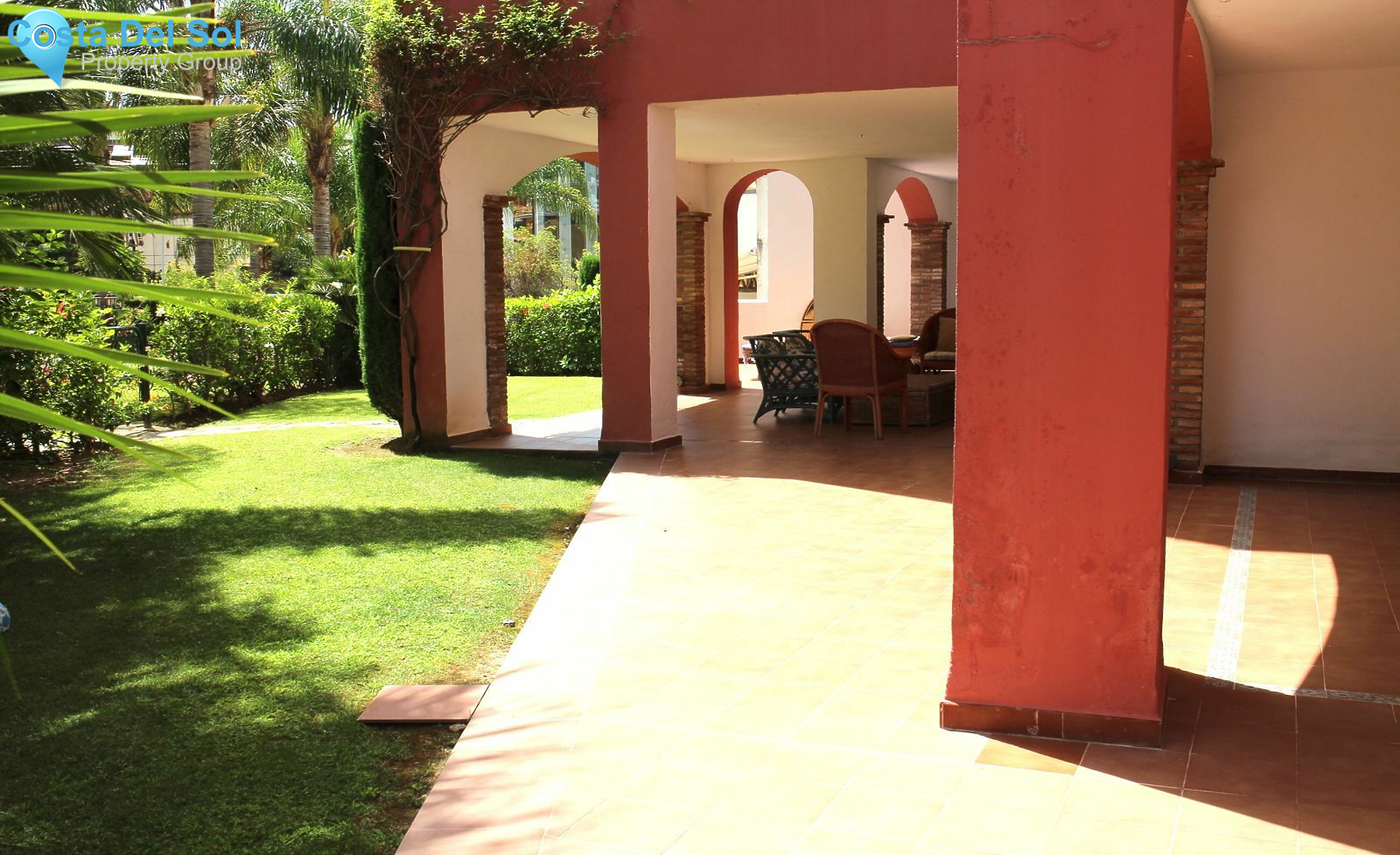 Ground Floor Apartment in The Golden Mile-1152052