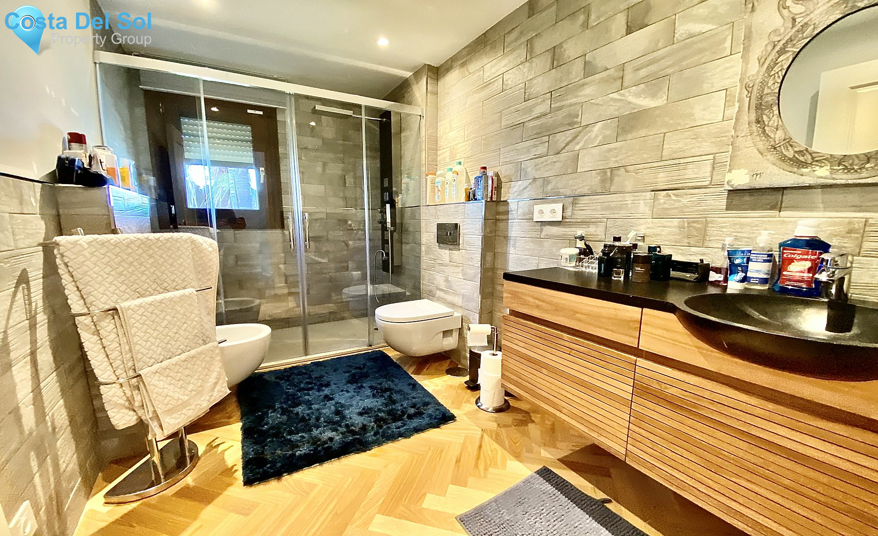 Ground Floor Apartment in The Golden Mile-1200413