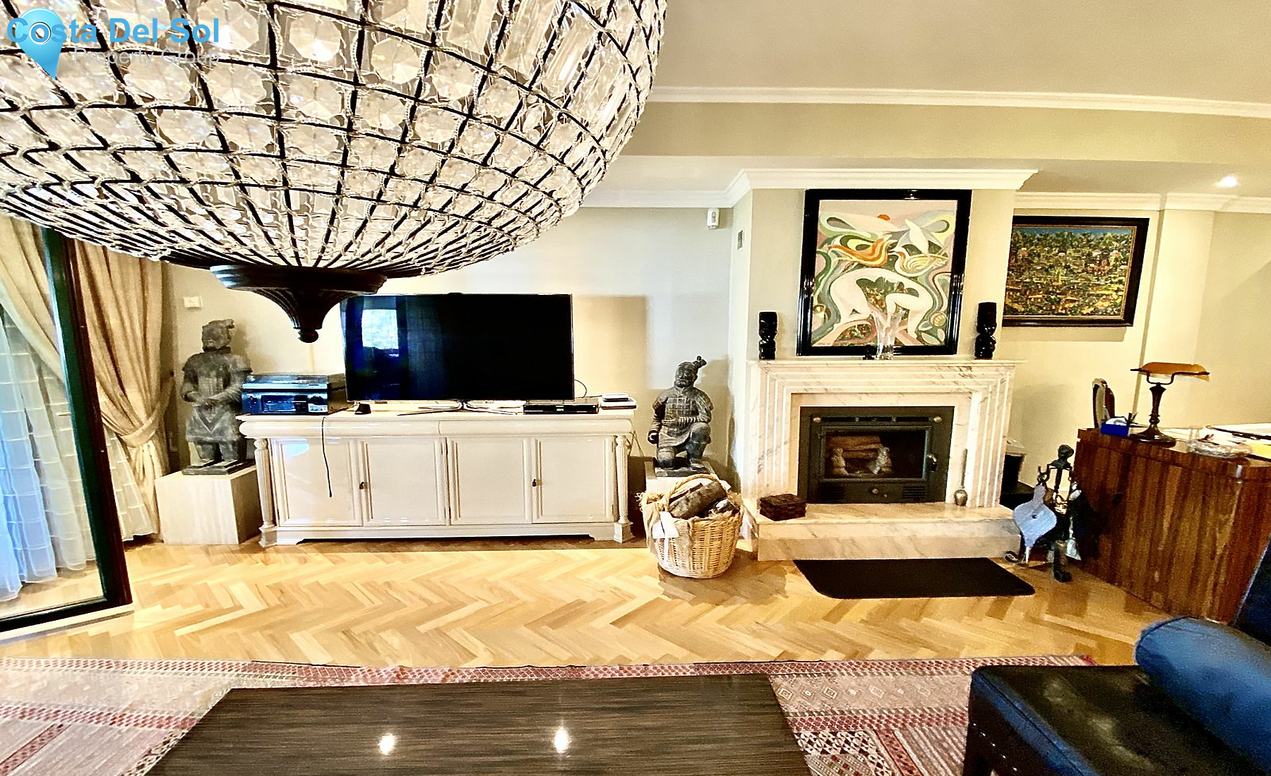 Ground Floor Apartment in The Golden Mile-1200402