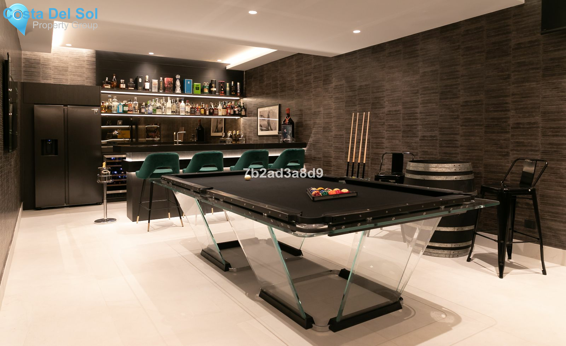 Ground Floor Apartment in The Golden Mile-1202180