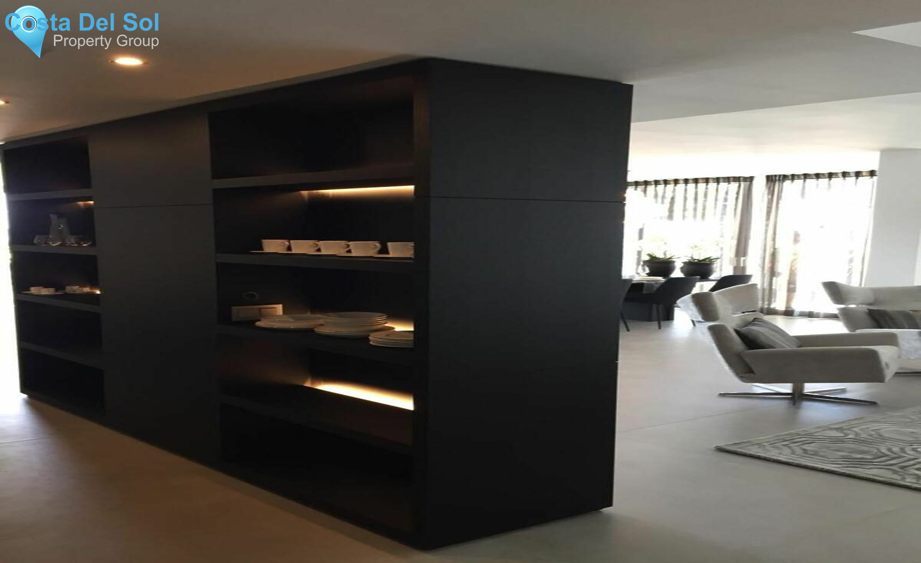 Ground Floor Apartment in The Golden Mile-1205109