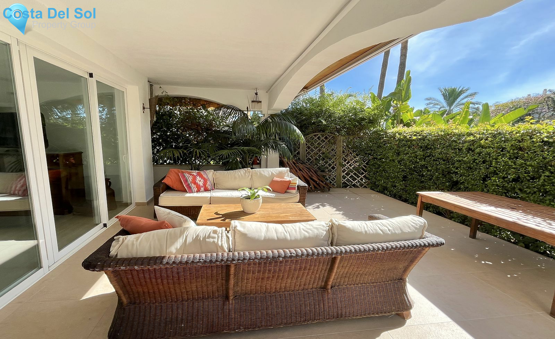 Ground Floor Apartment in The Golden Mile-1551997