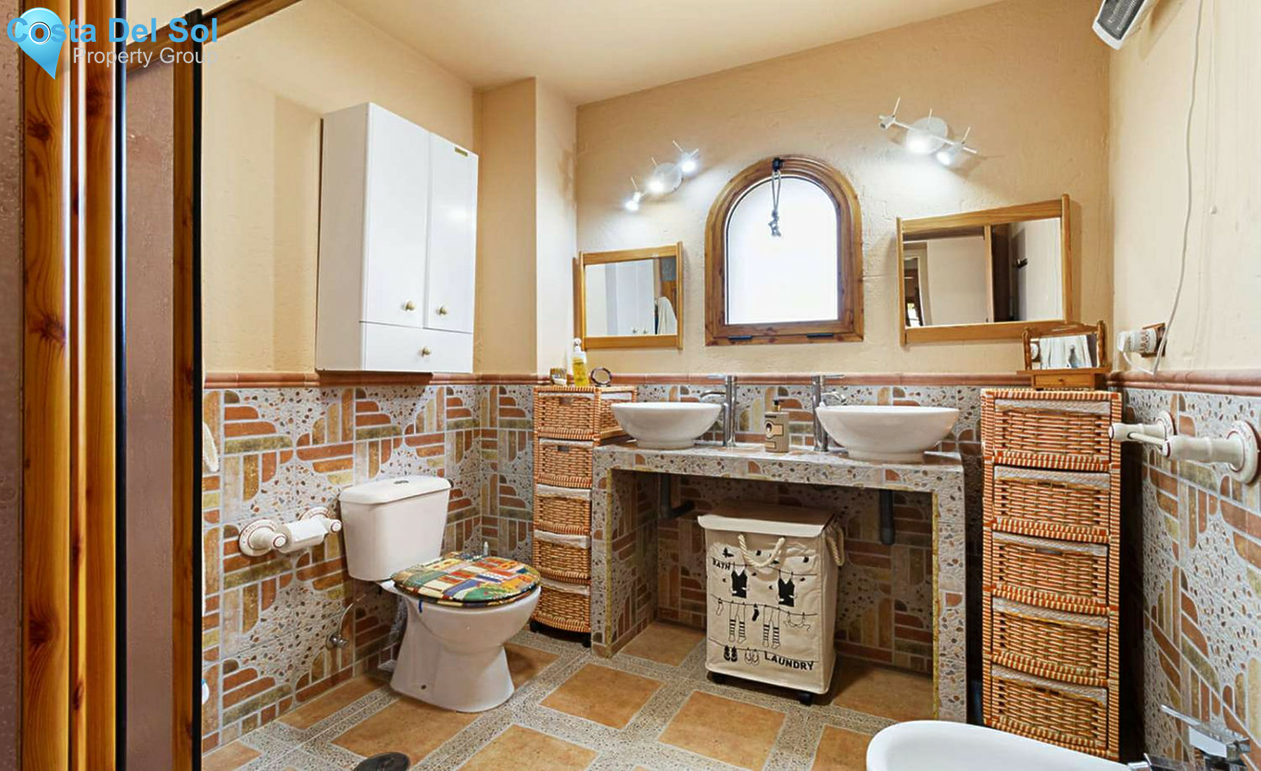 House in Alhaurín de la Torre-1267070