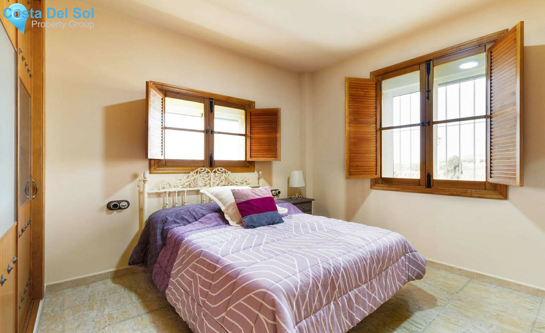 House in Alhaurín de la Torre-1267072