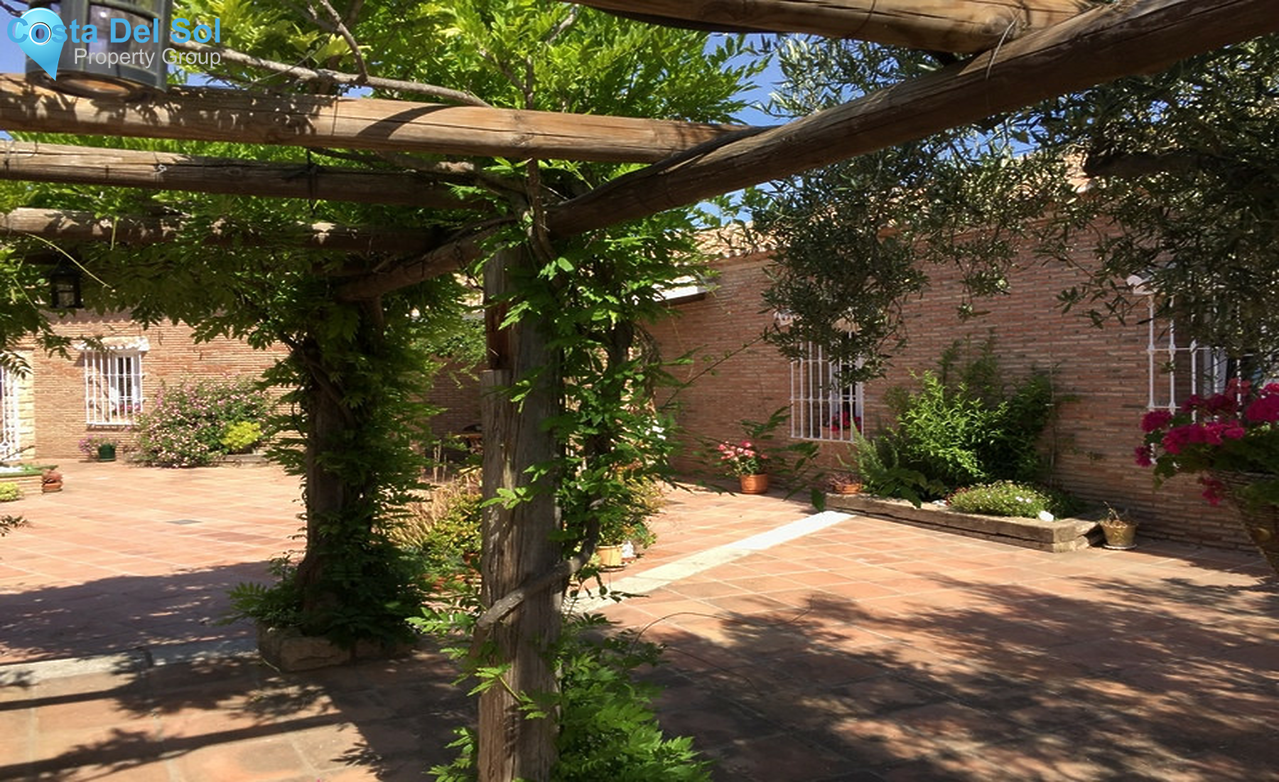 House in Alhaurín de la Torre-1299105