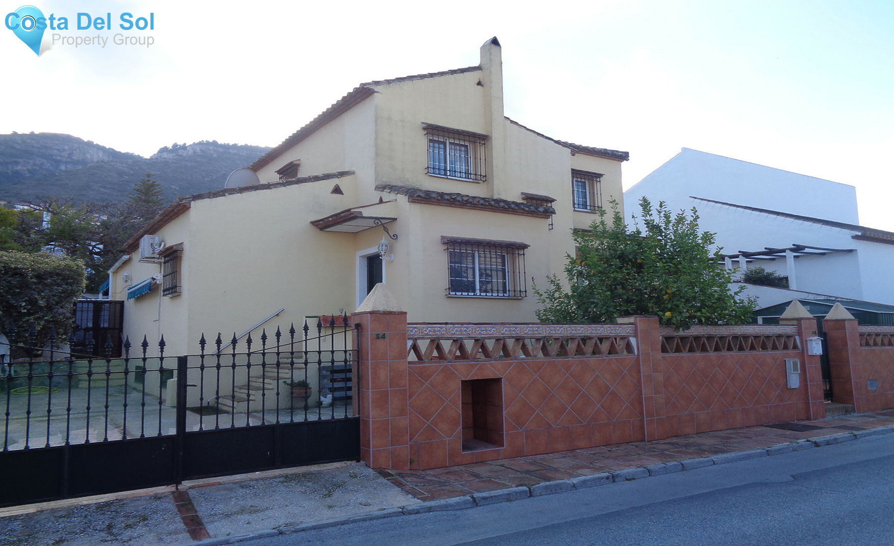 House in Alhaurín de la Torre-1304349