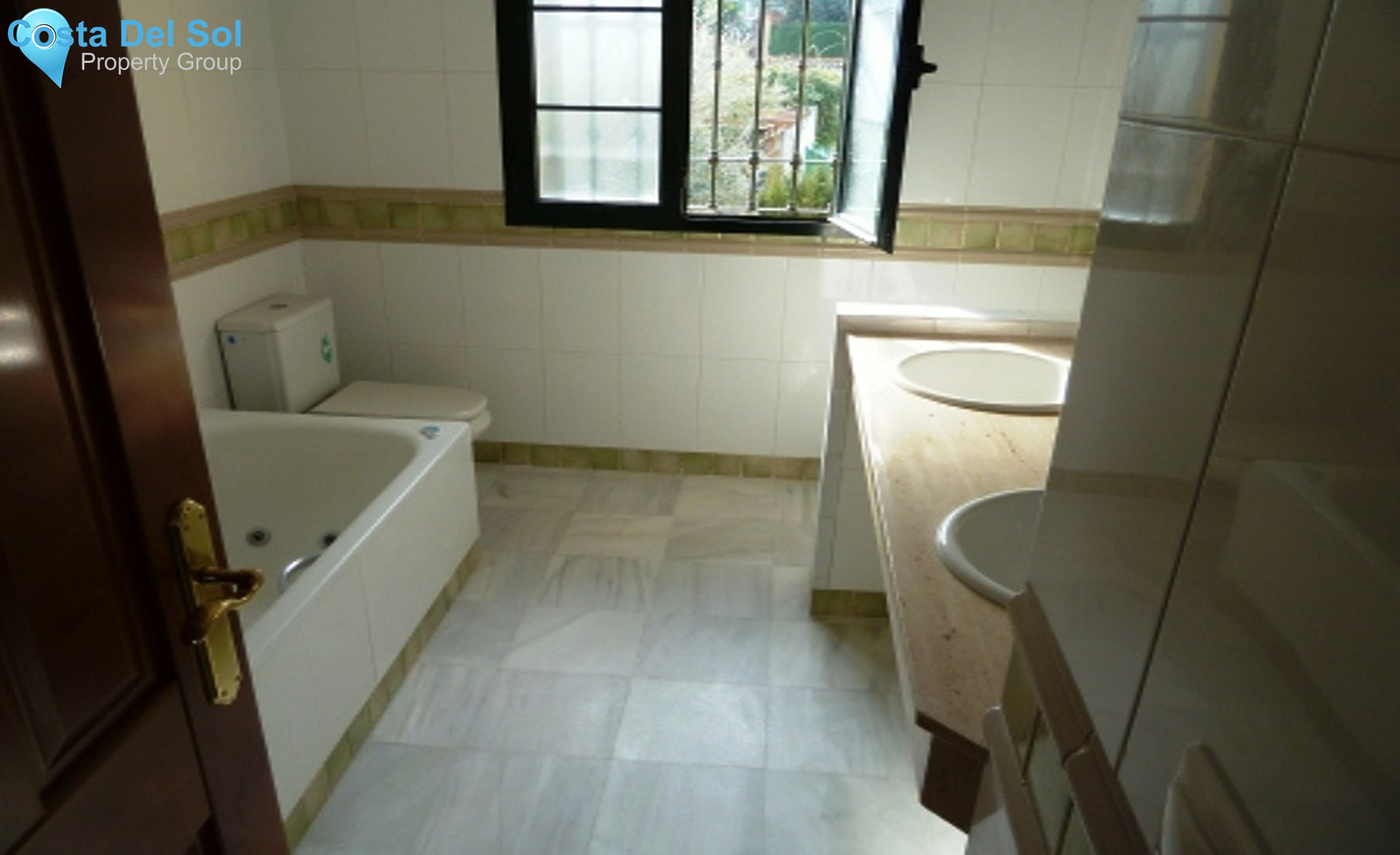 House in Alhaurín de la Torre-1335879