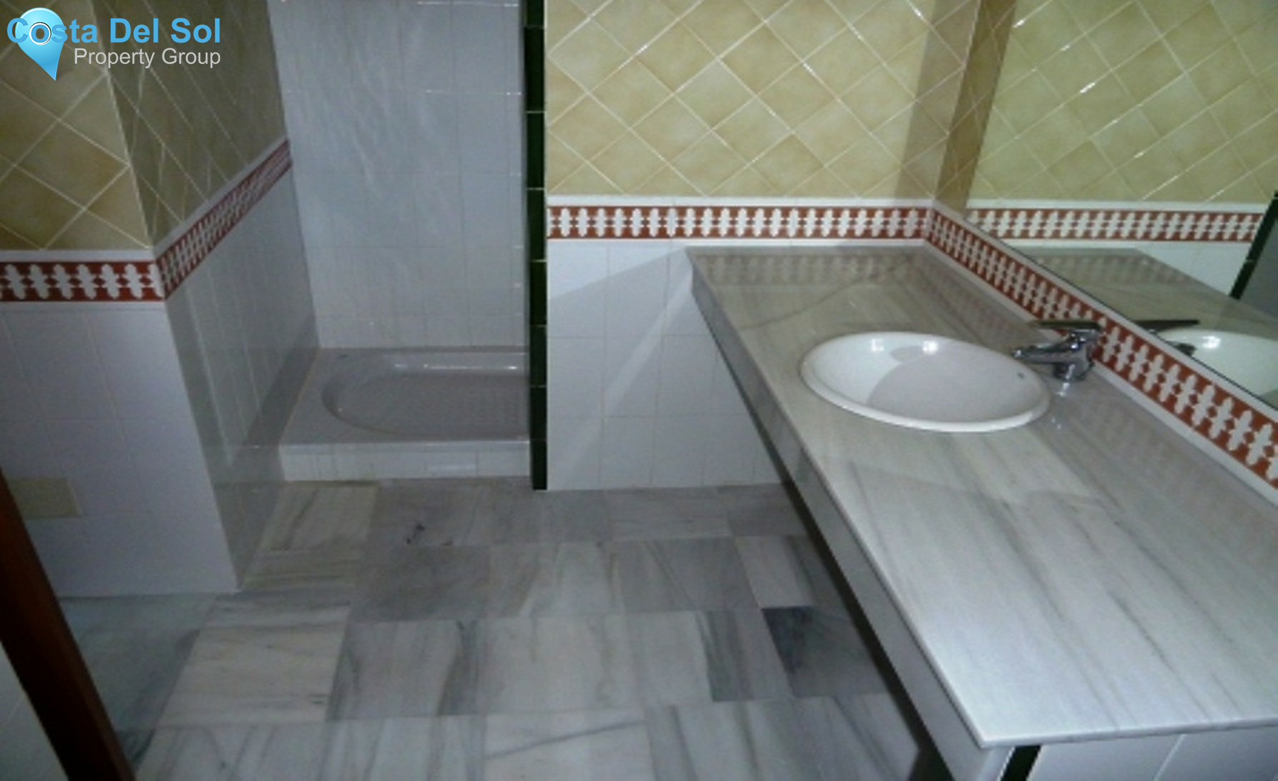 House in Alhaurín de la Torre-1335875