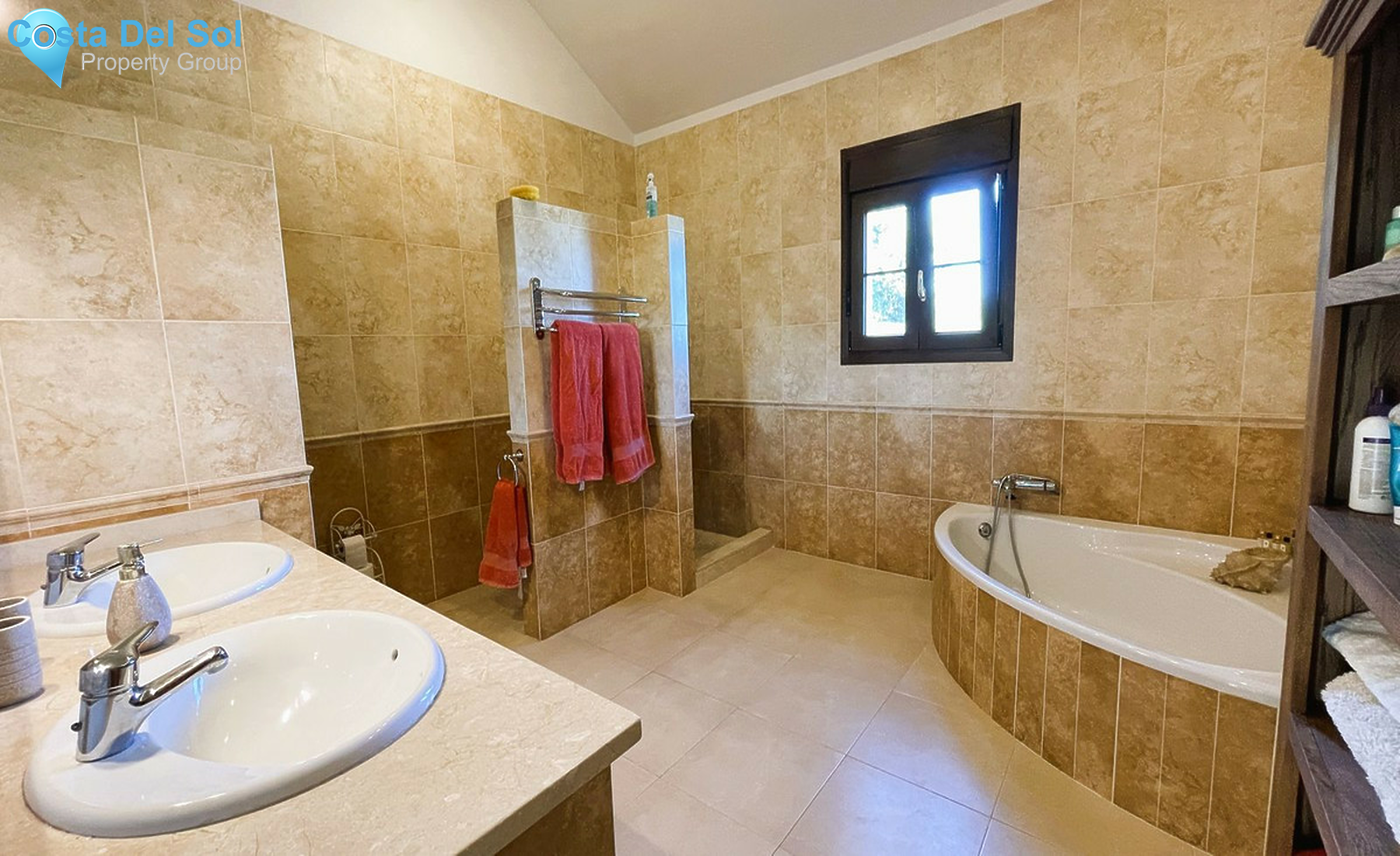 House in Alhaurín el Grande-1235691