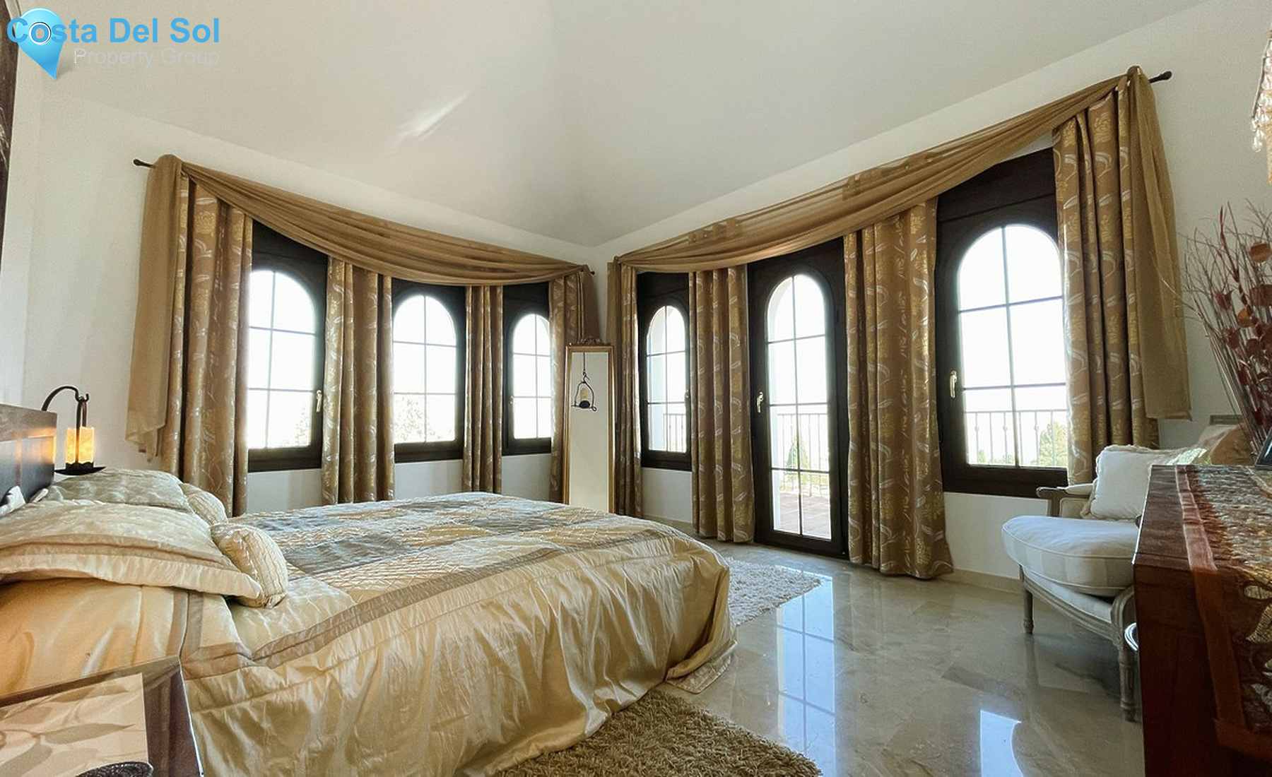 House in Alhaurín el Grande-1235688