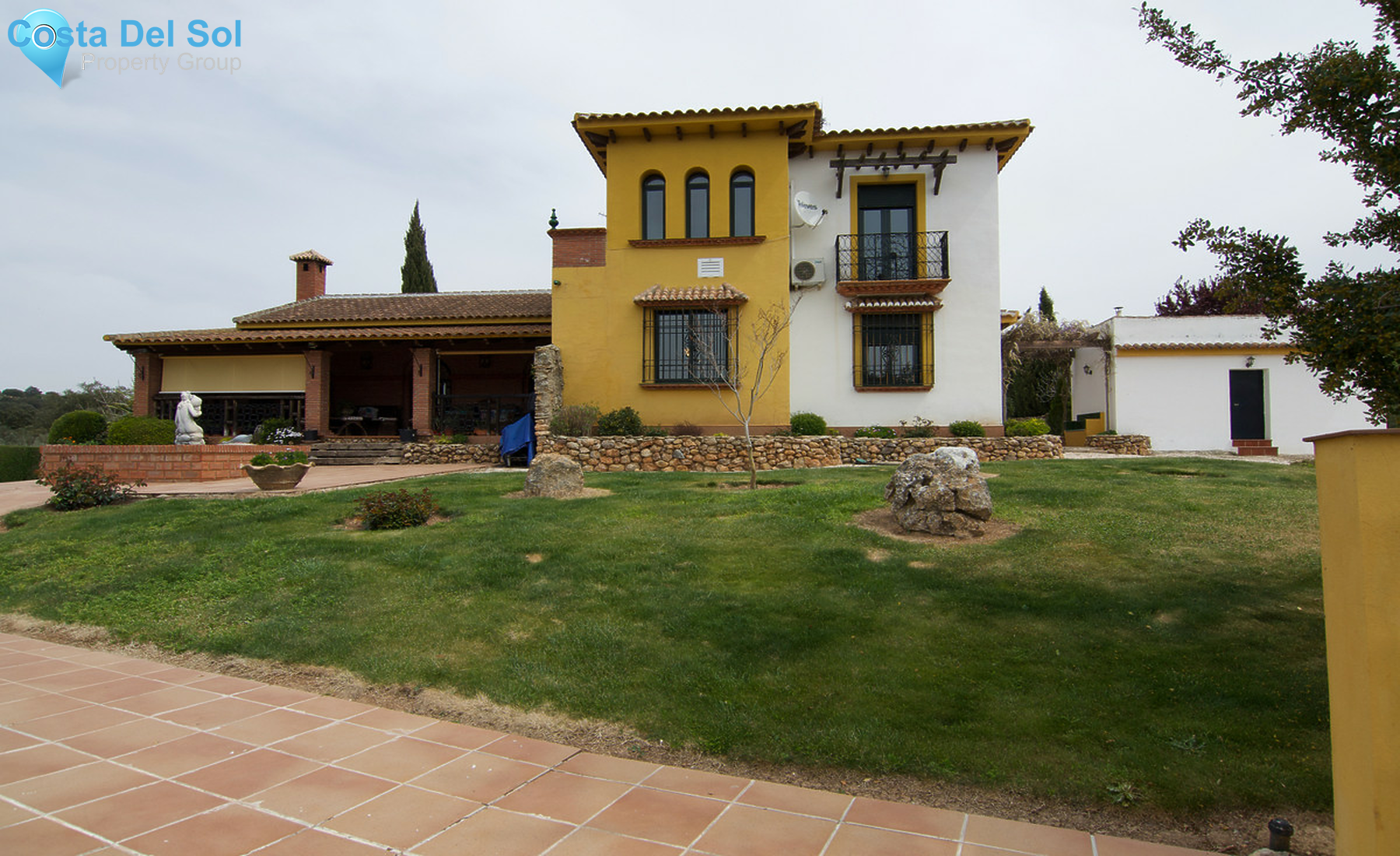 House in Archidona-1353100