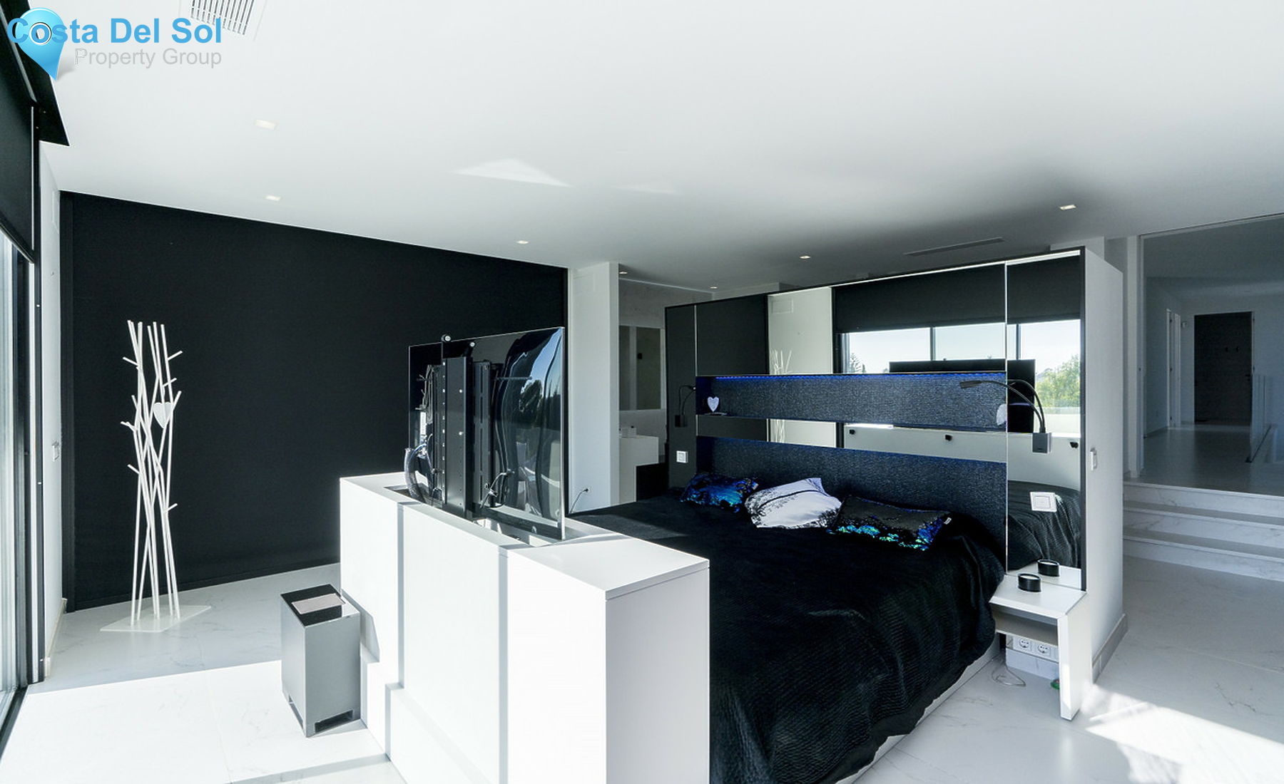 House in Bel Air-1385559