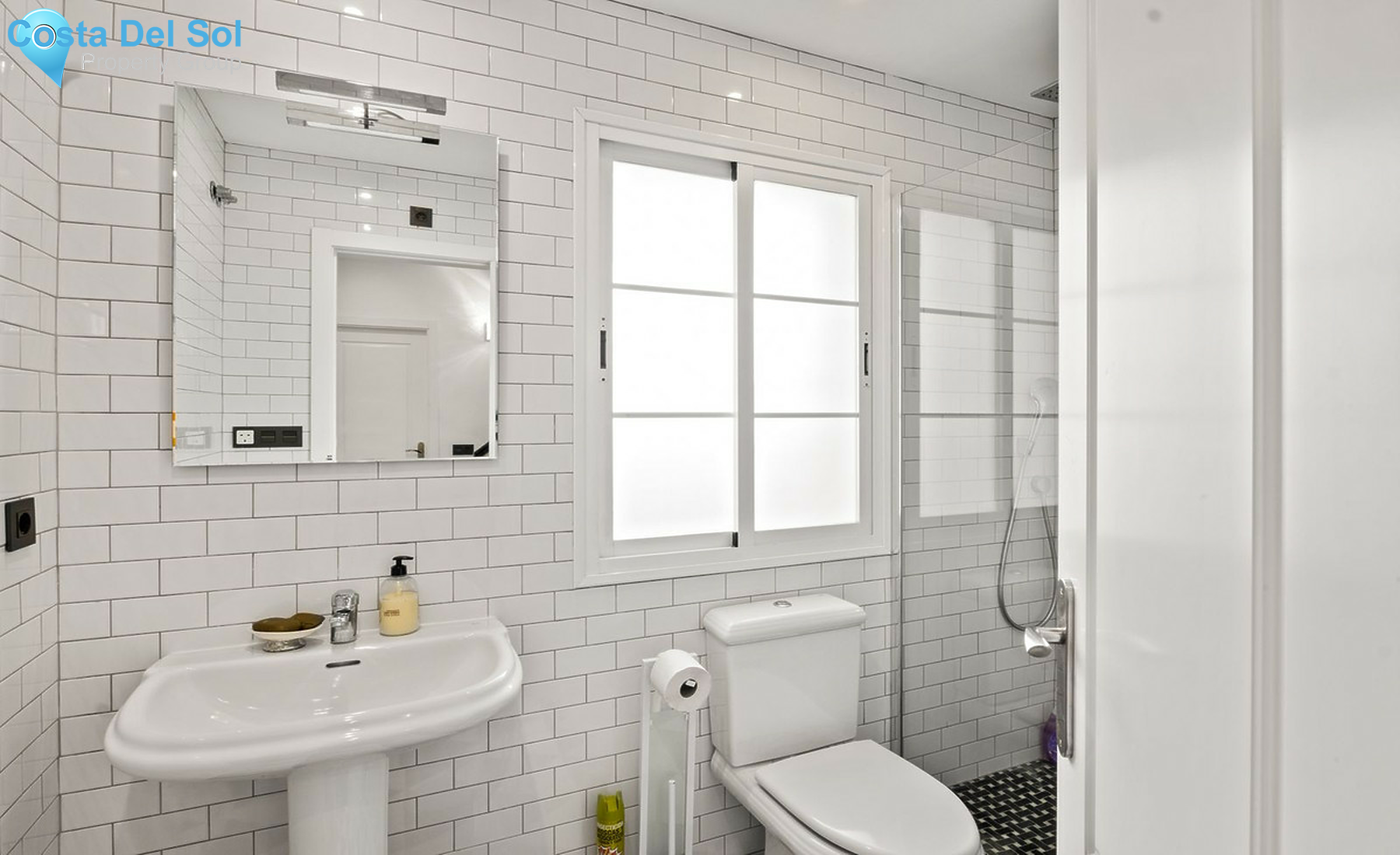 House in Bel Air-1453122