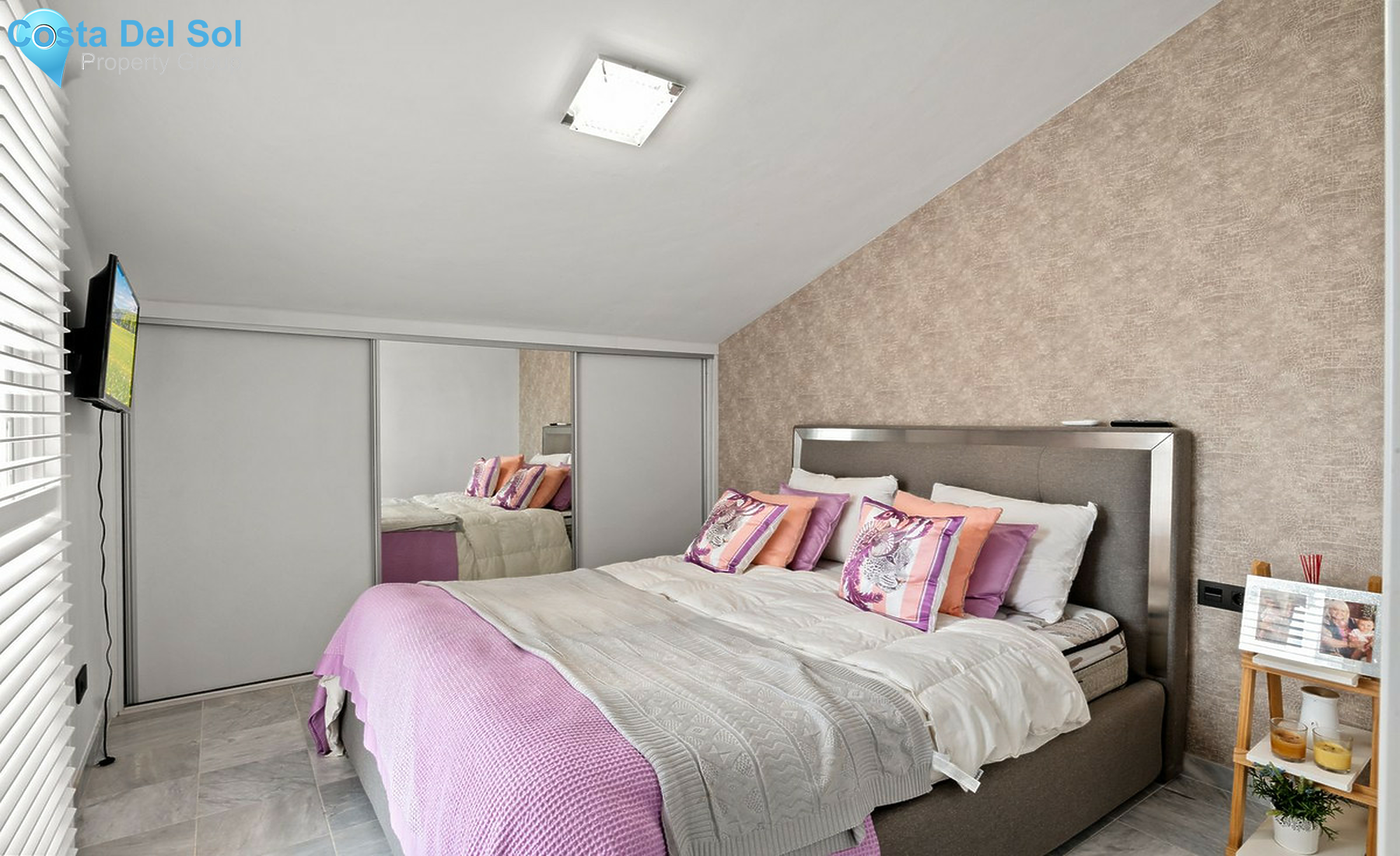 House in Bel Air-1453127