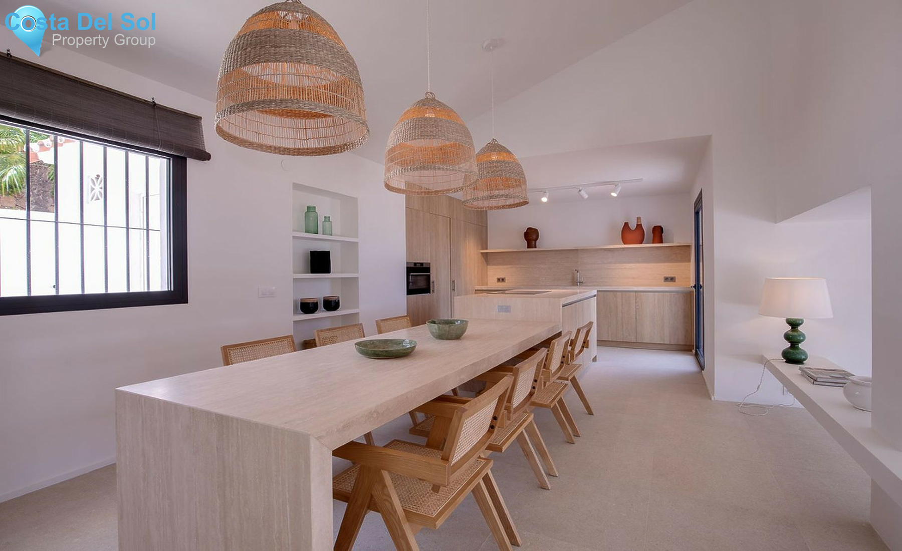 House in El Paraiso-1268104