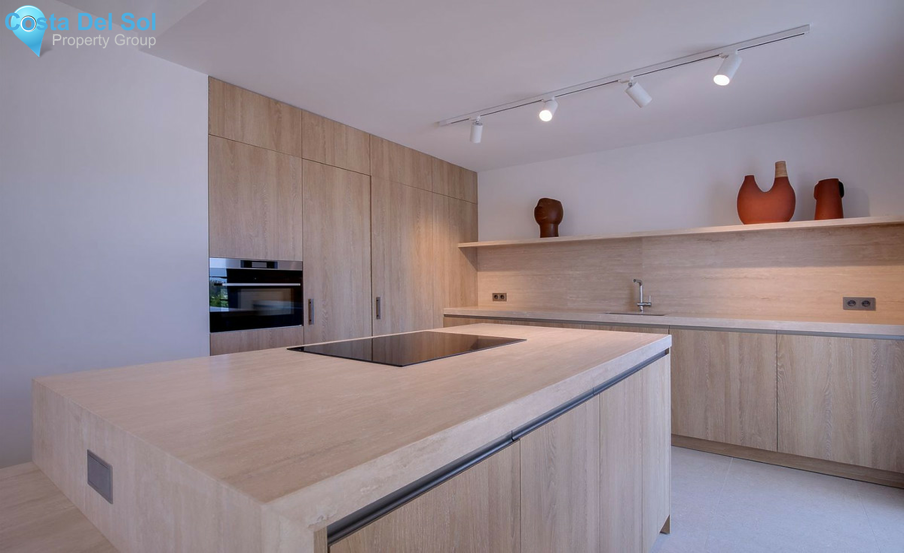 House in El Paraiso-1268105