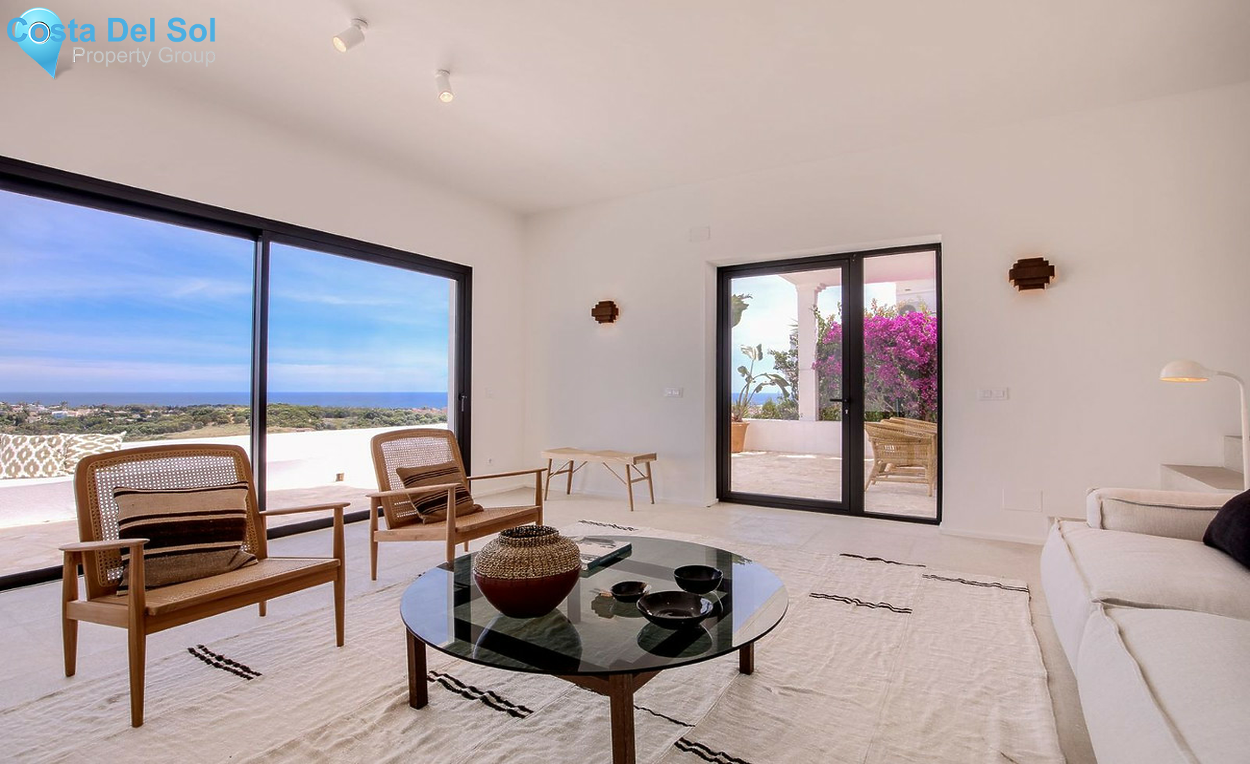 House in El Paraiso-1268108