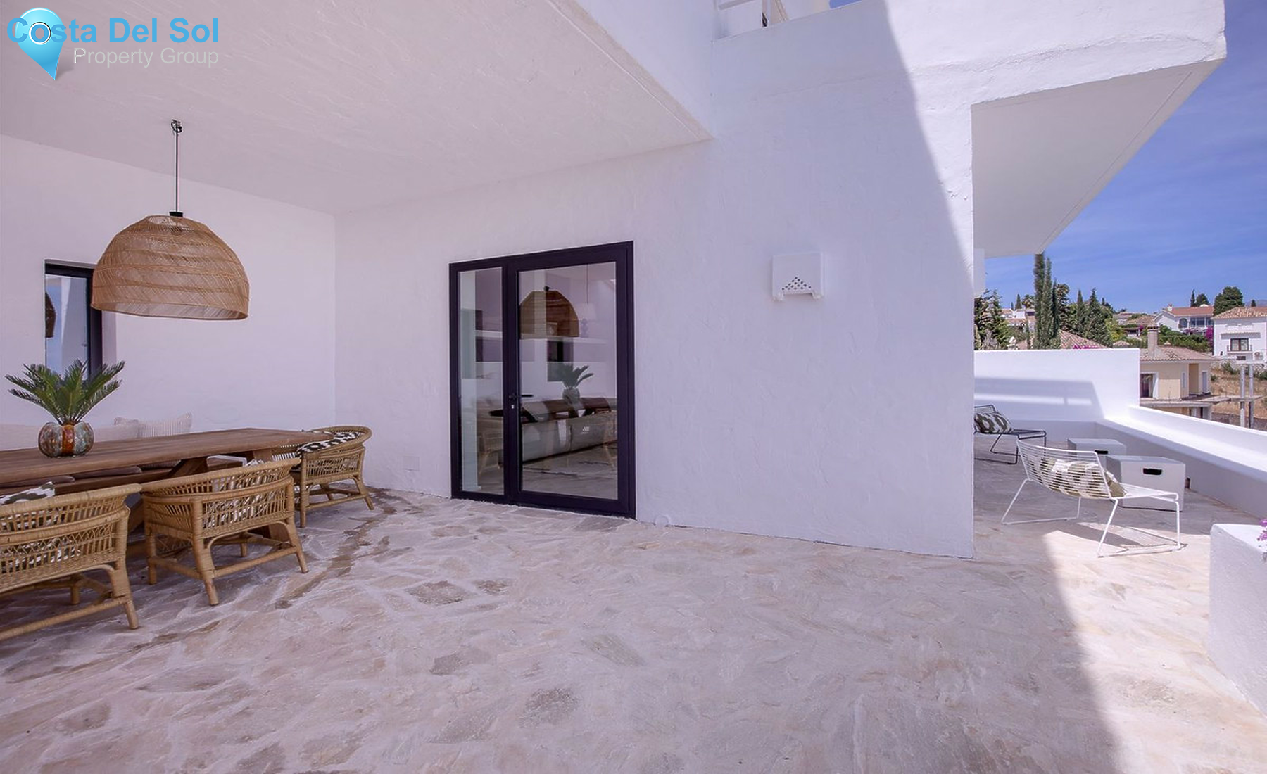 House in El Paraiso-1268110