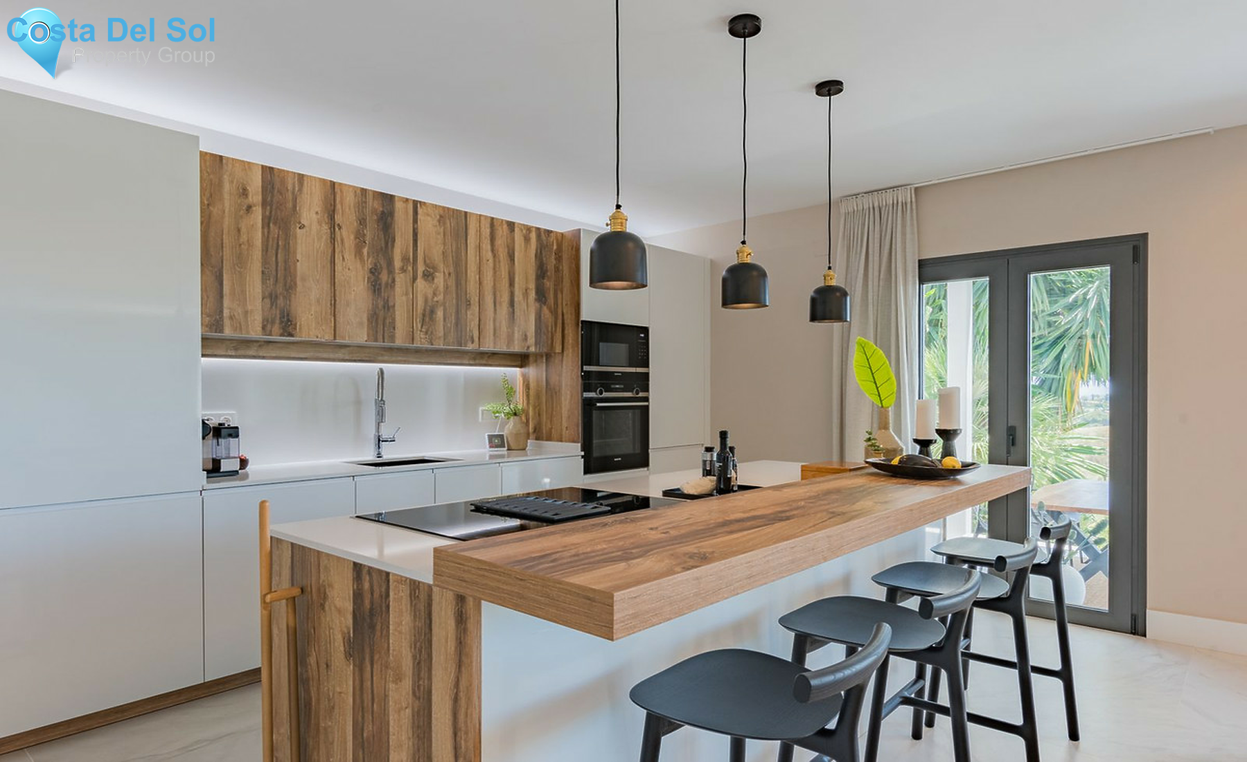 House in El Paraiso-1274163