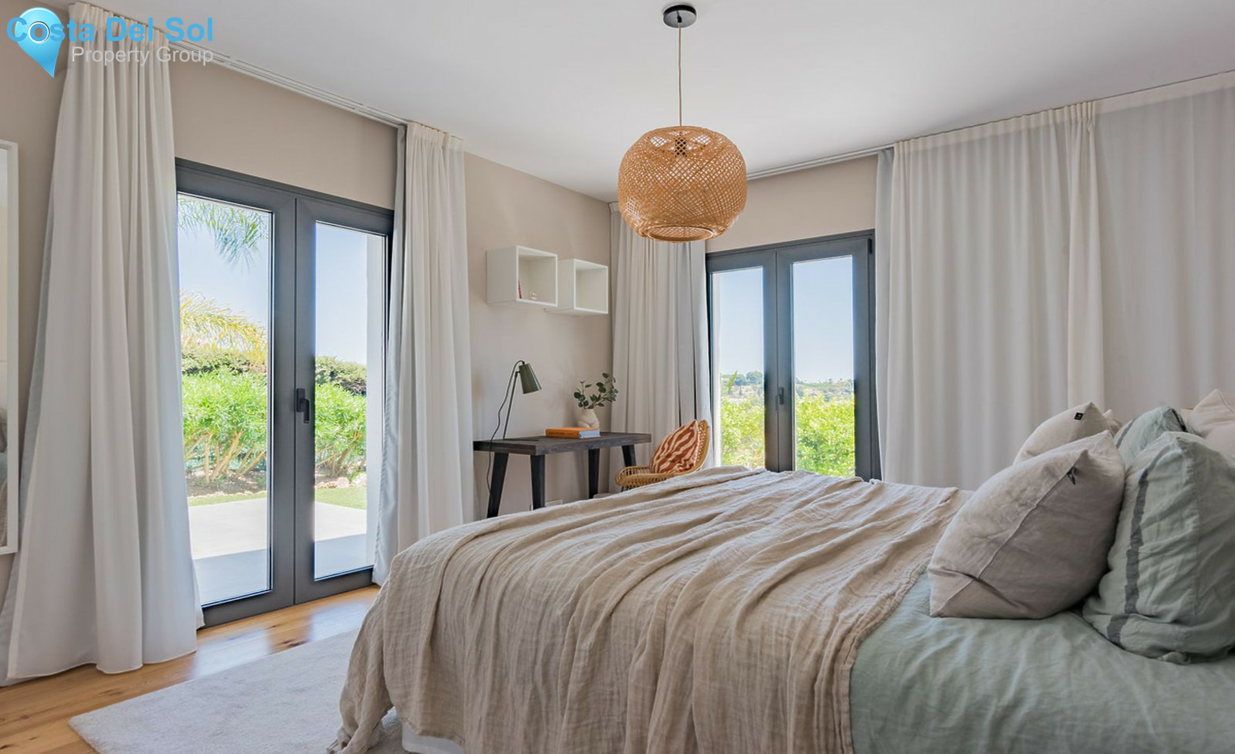 House in El Paraiso-1274168