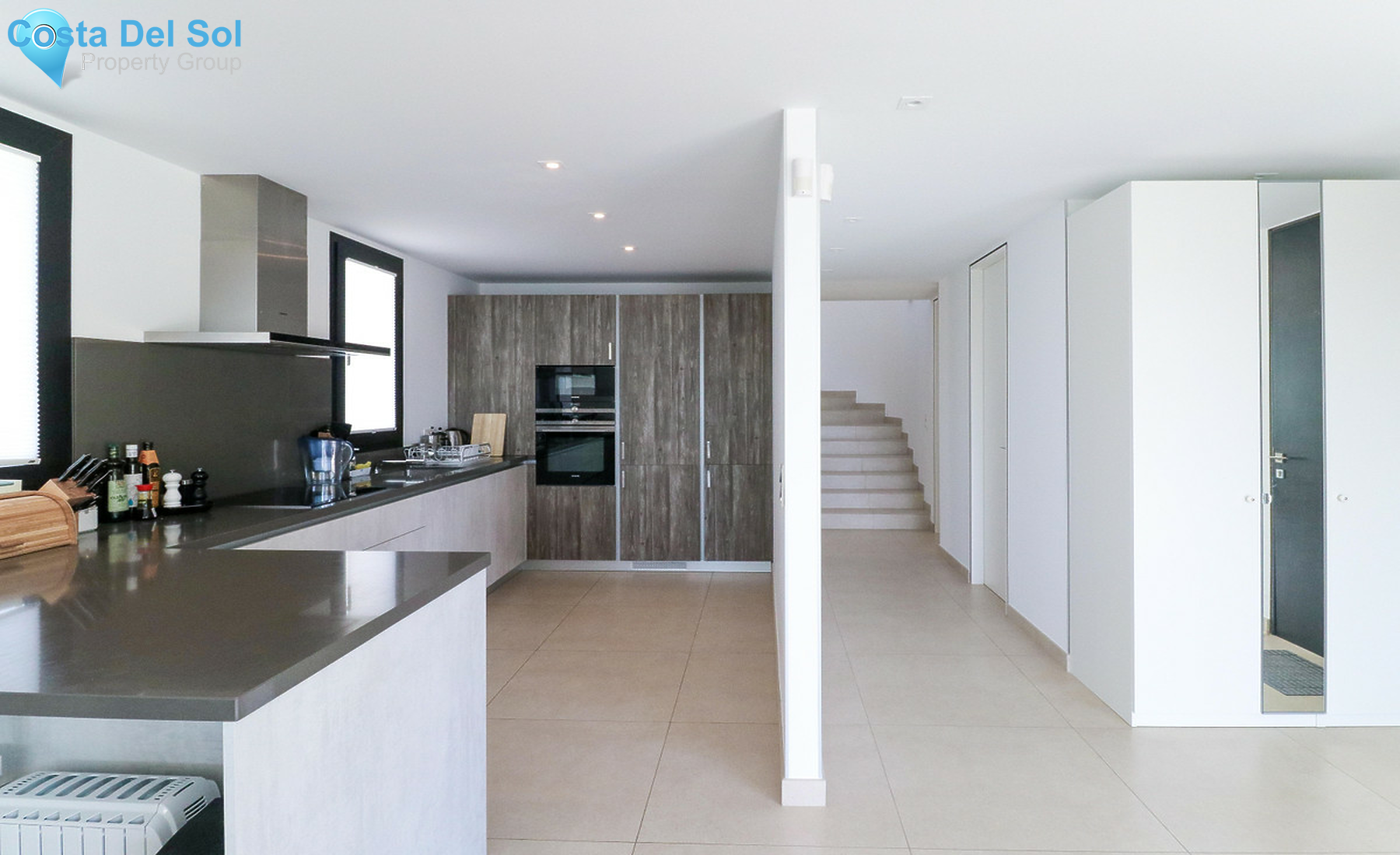 House in El Paraiso-1371315