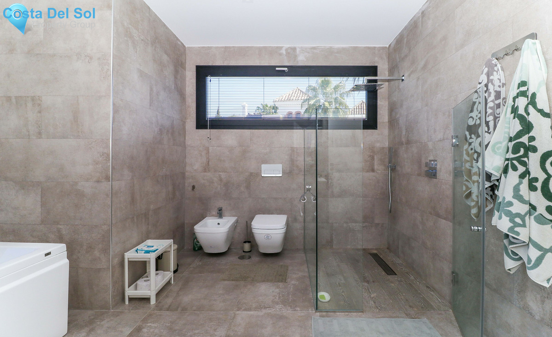 House in El Paraiso-1371321