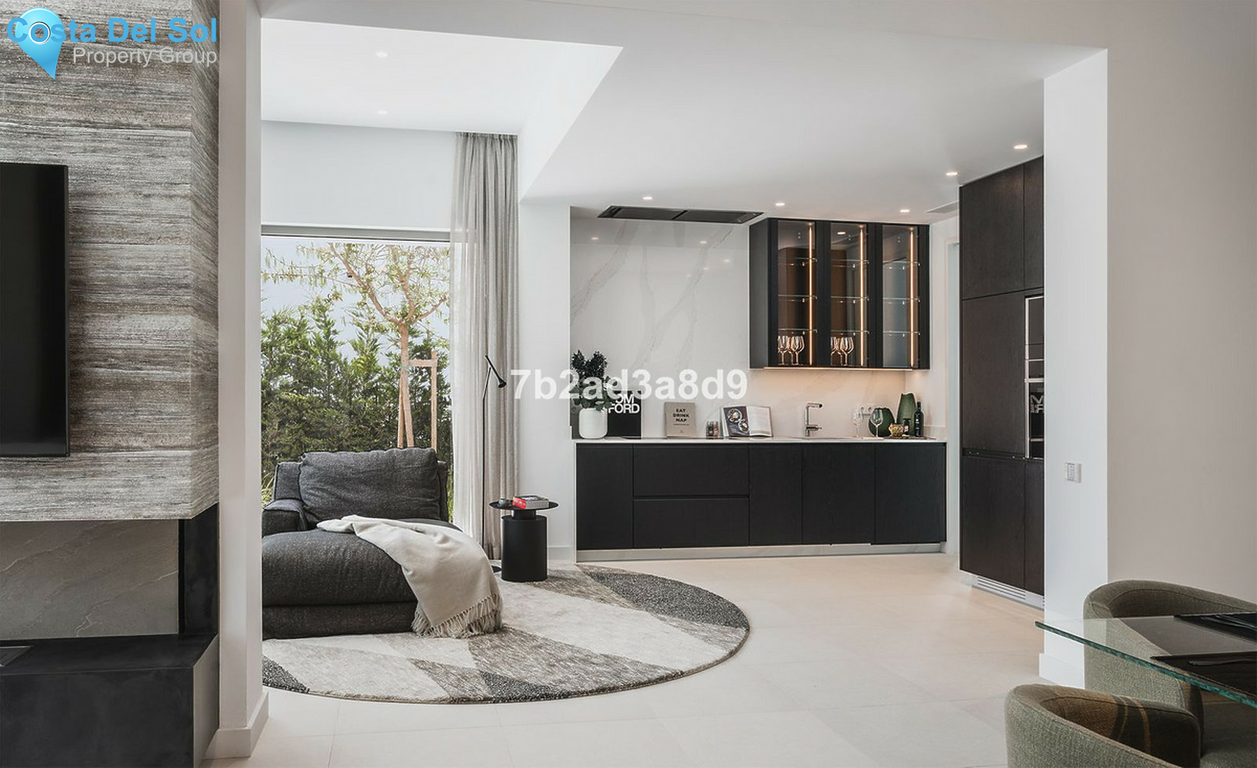 House in El Paraiso-1512265