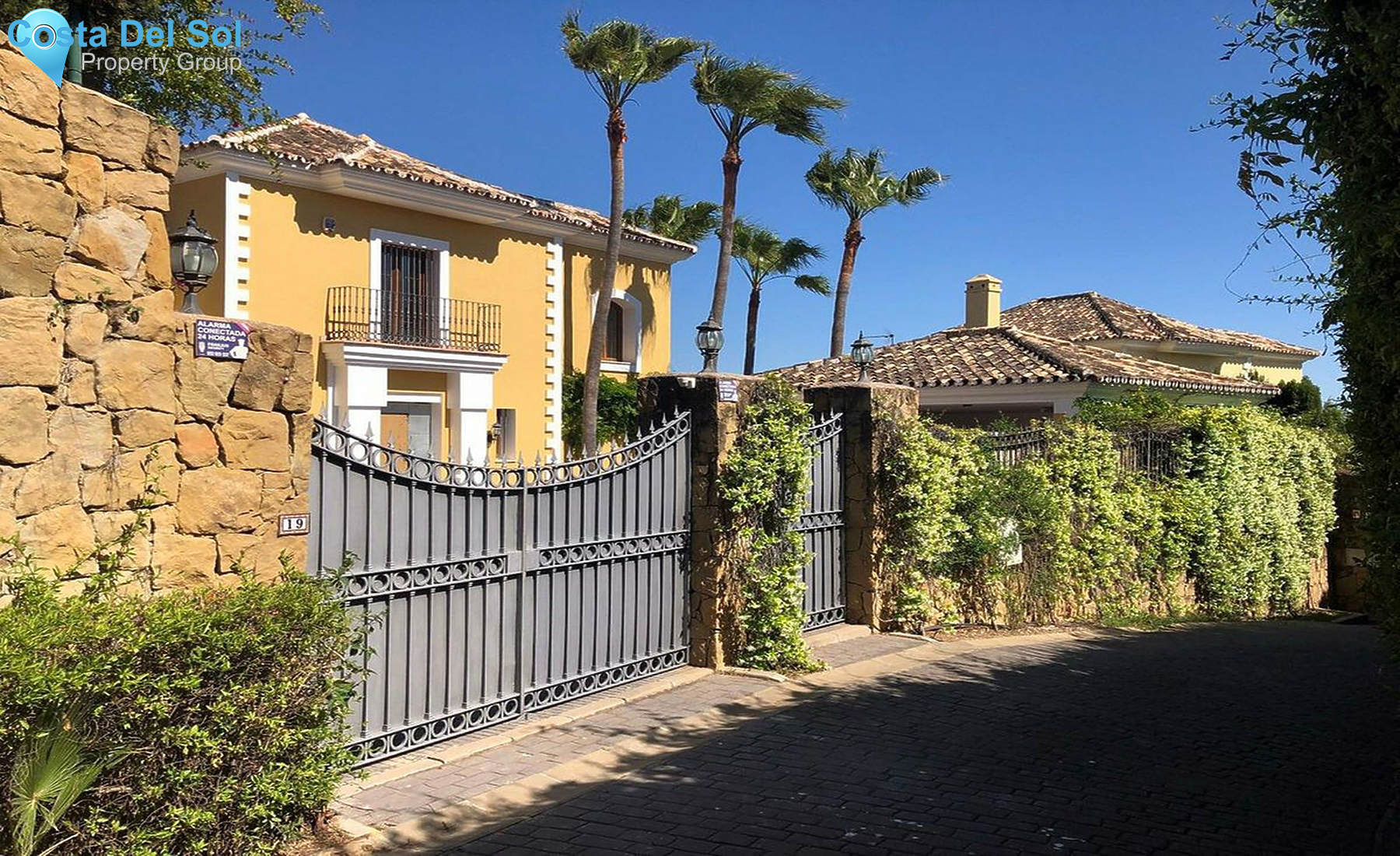 House in Estepona-1258752