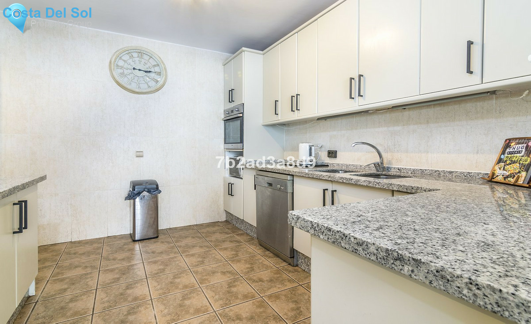 House in Estepona-1281186