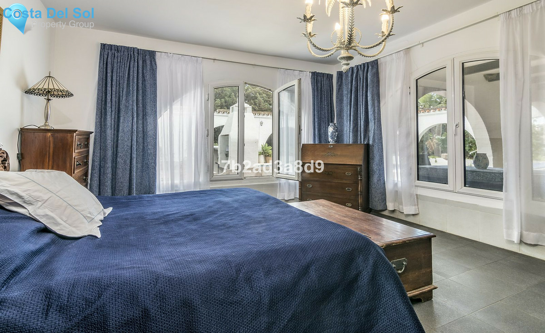 House in Estepona-1281194